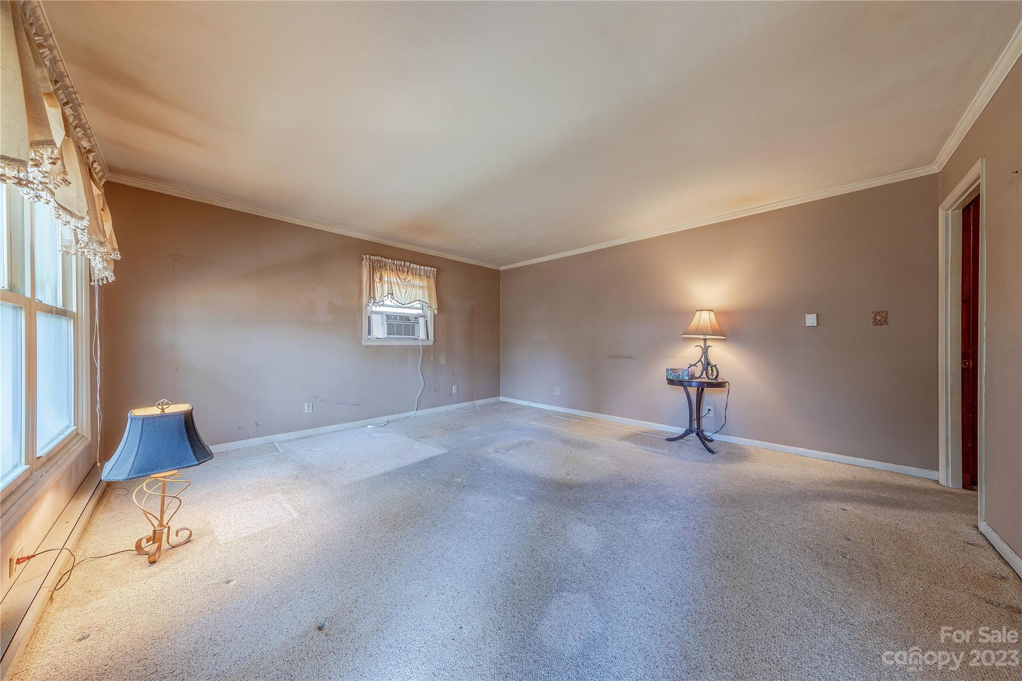 1114 University Drive