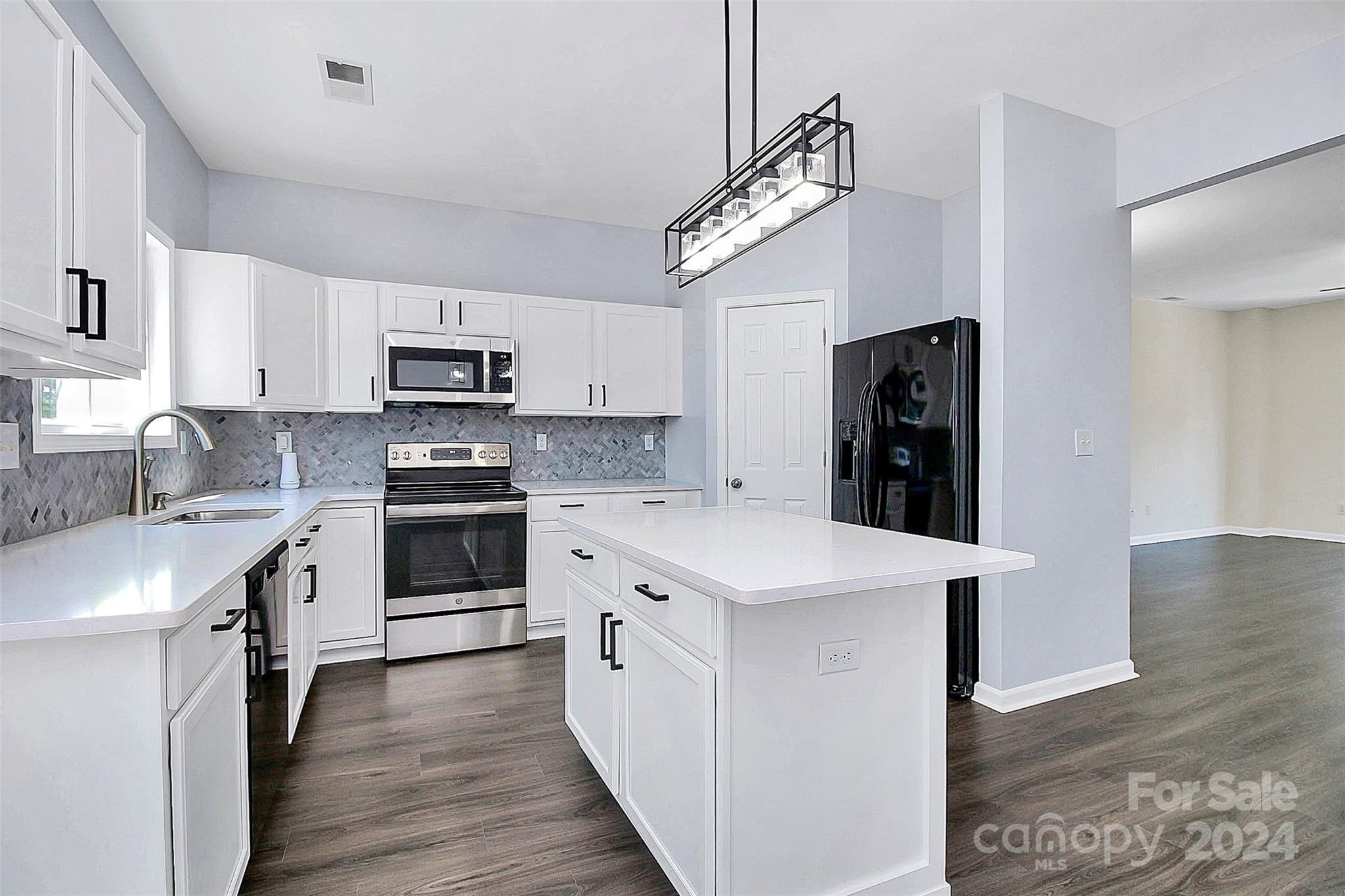 9930 Treeside Lane