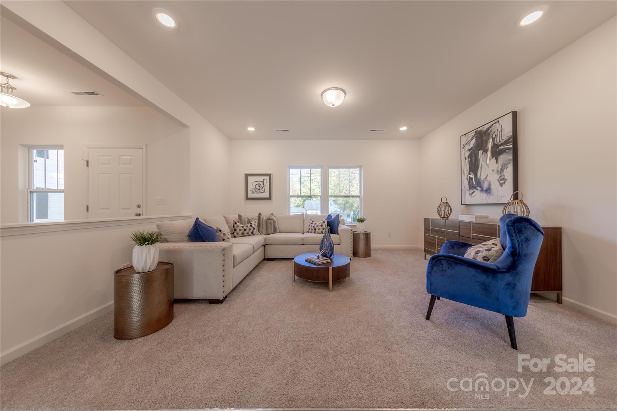 216 E Washington Avenue