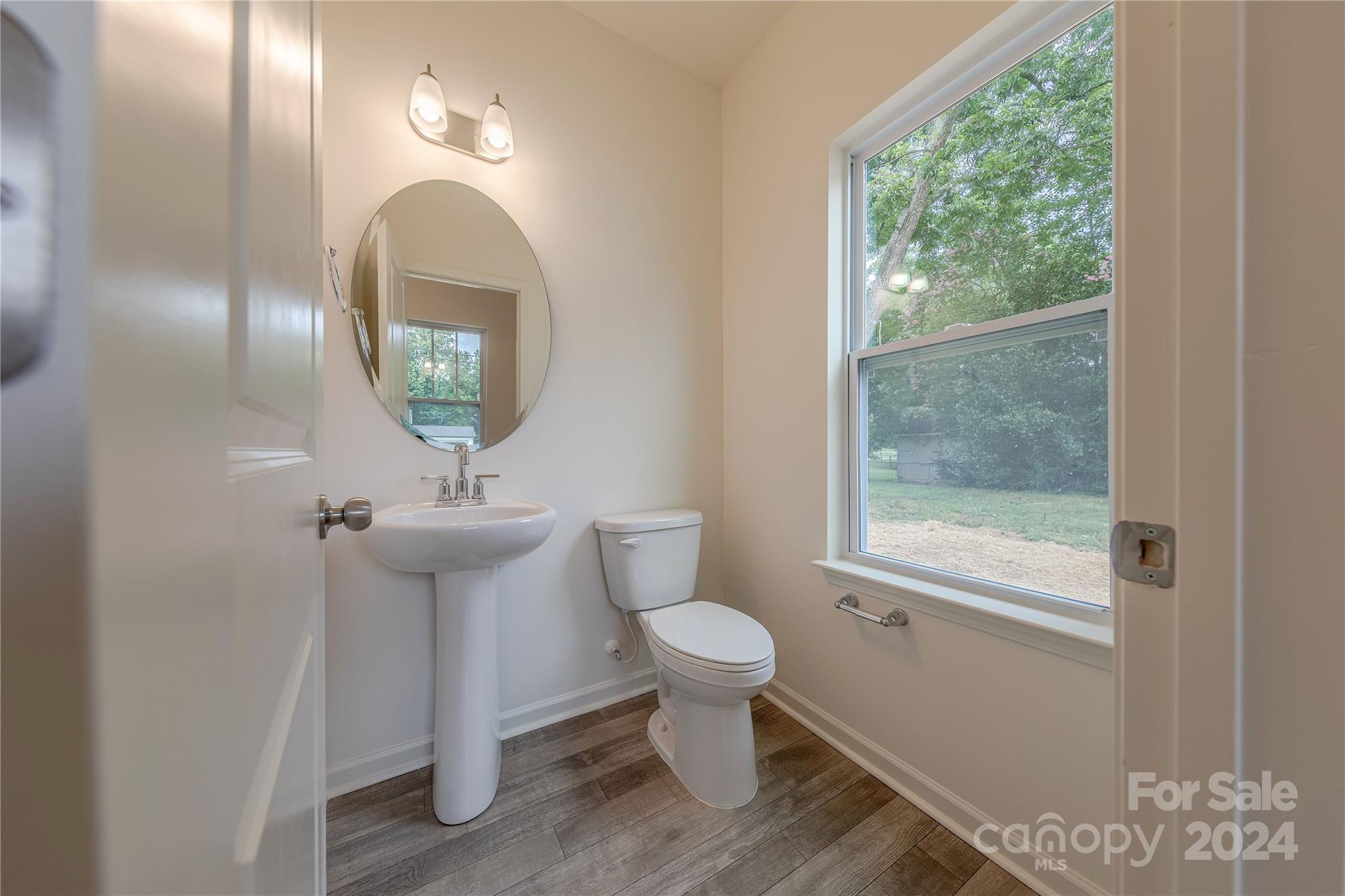 216 E Washington Avenue