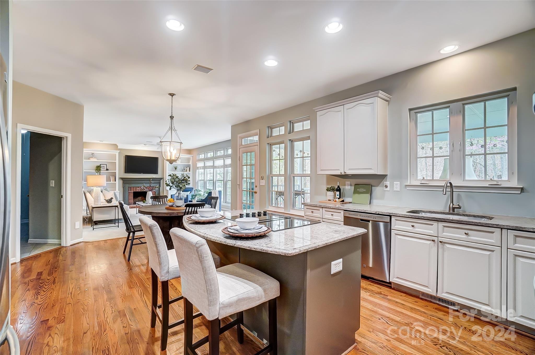 7912 Wilby Hollow Drive