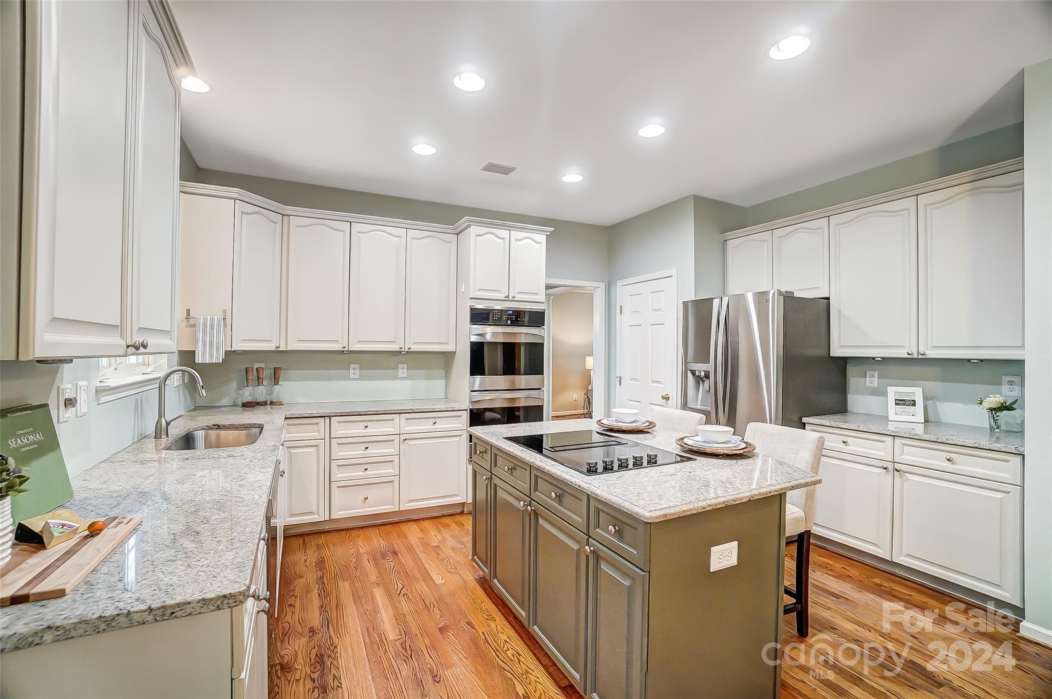7912 Wilby Hollow Drive