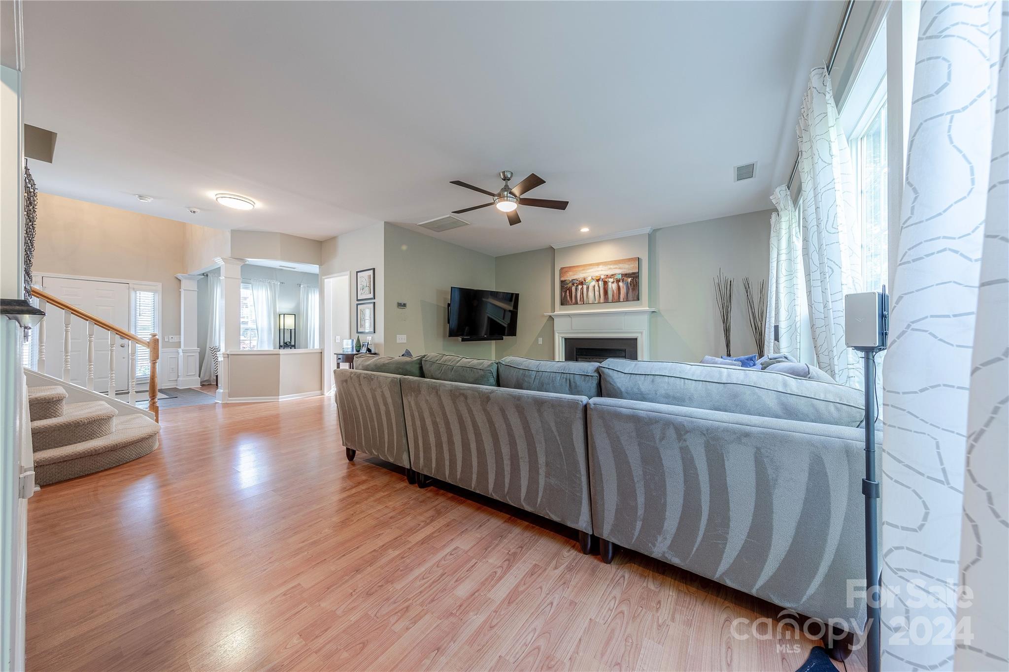 3101 Surreyhill Court