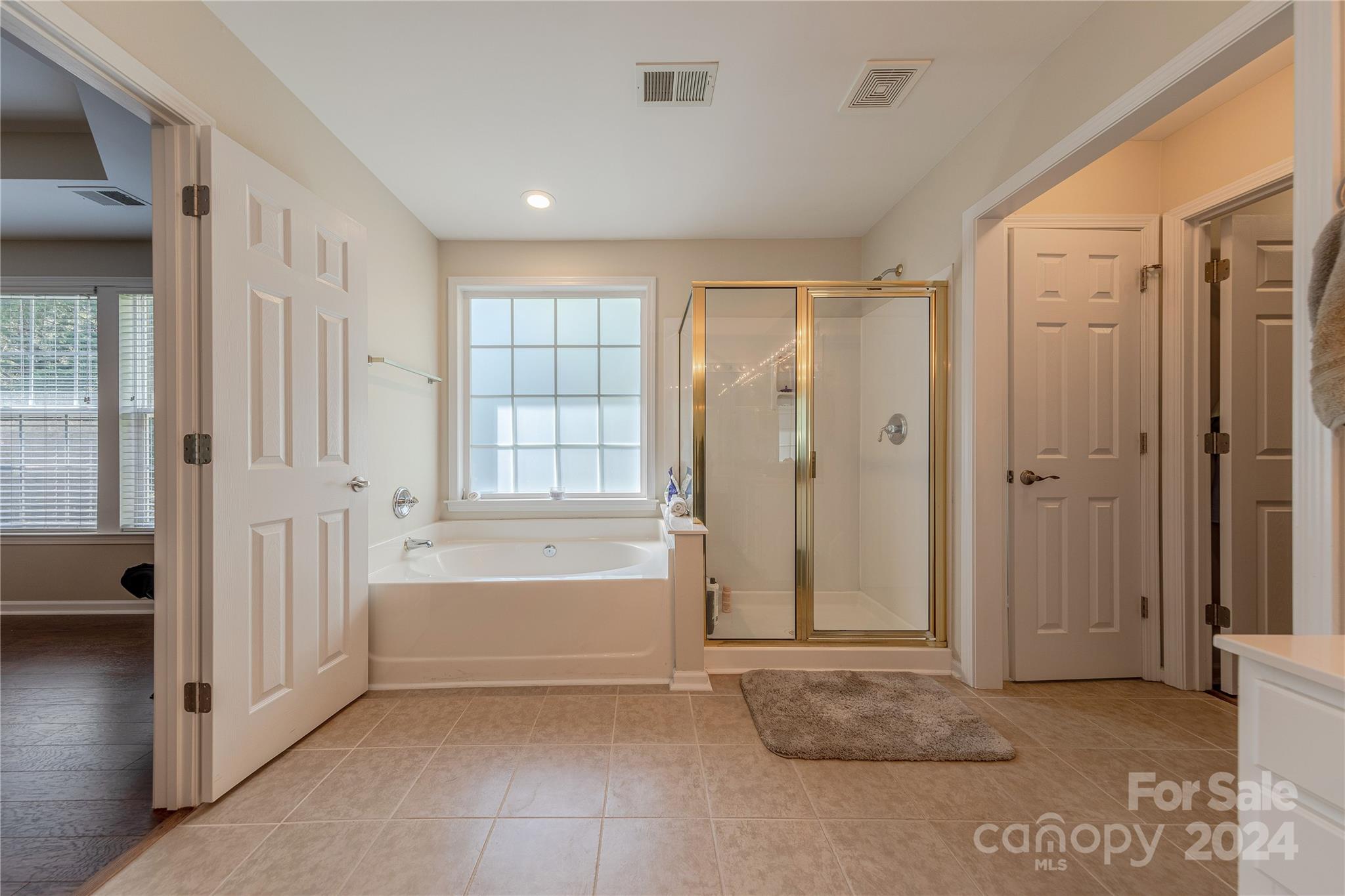 3101 Surreyhill Court
