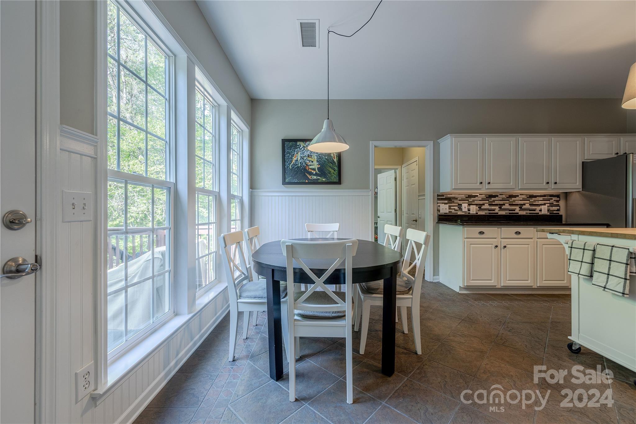 3101 Surreyhill Court