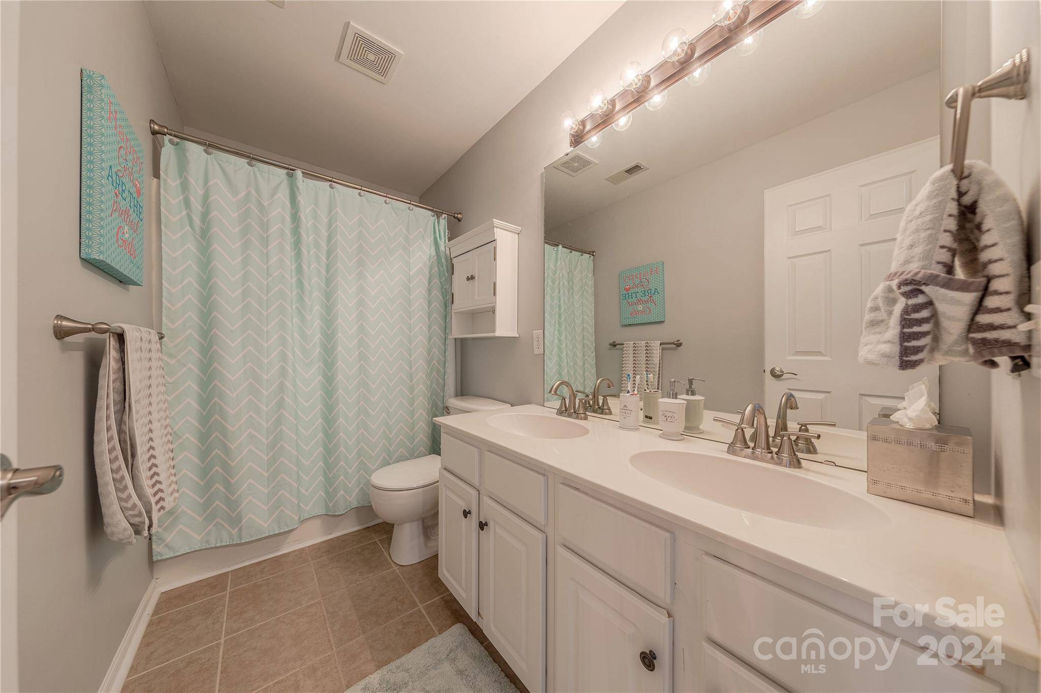3101 Surreyhill Court