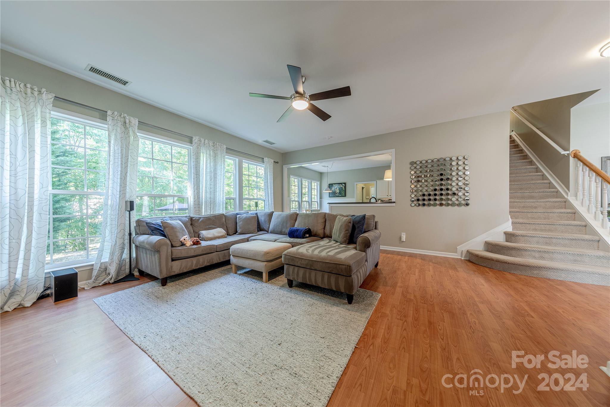 3101 Surreyhill Court