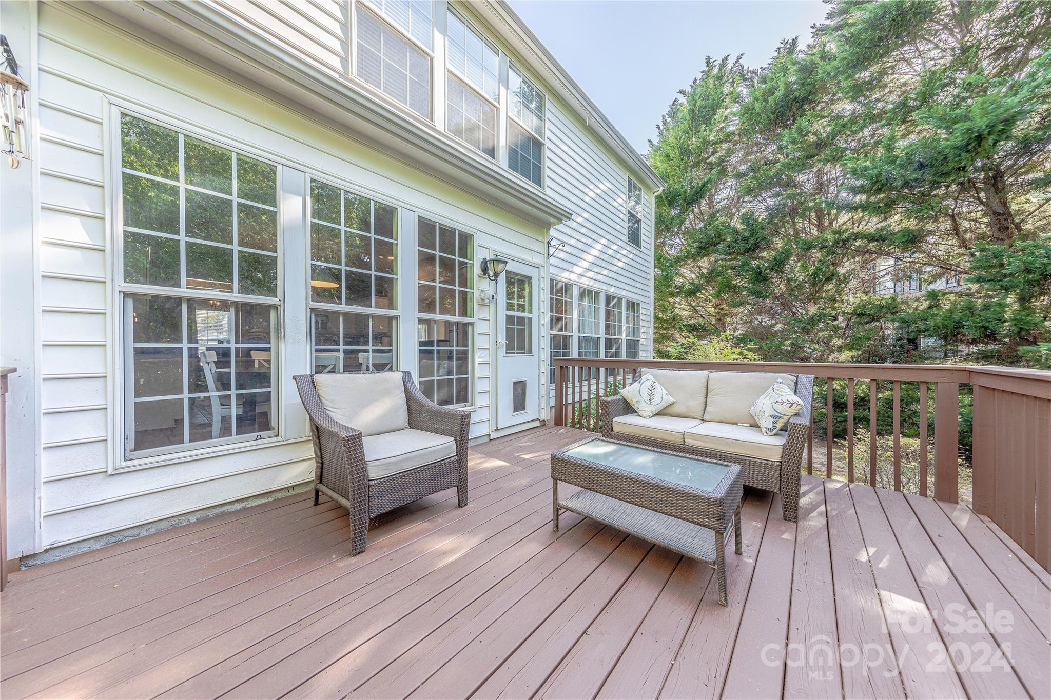 3101 Surreyhill Court