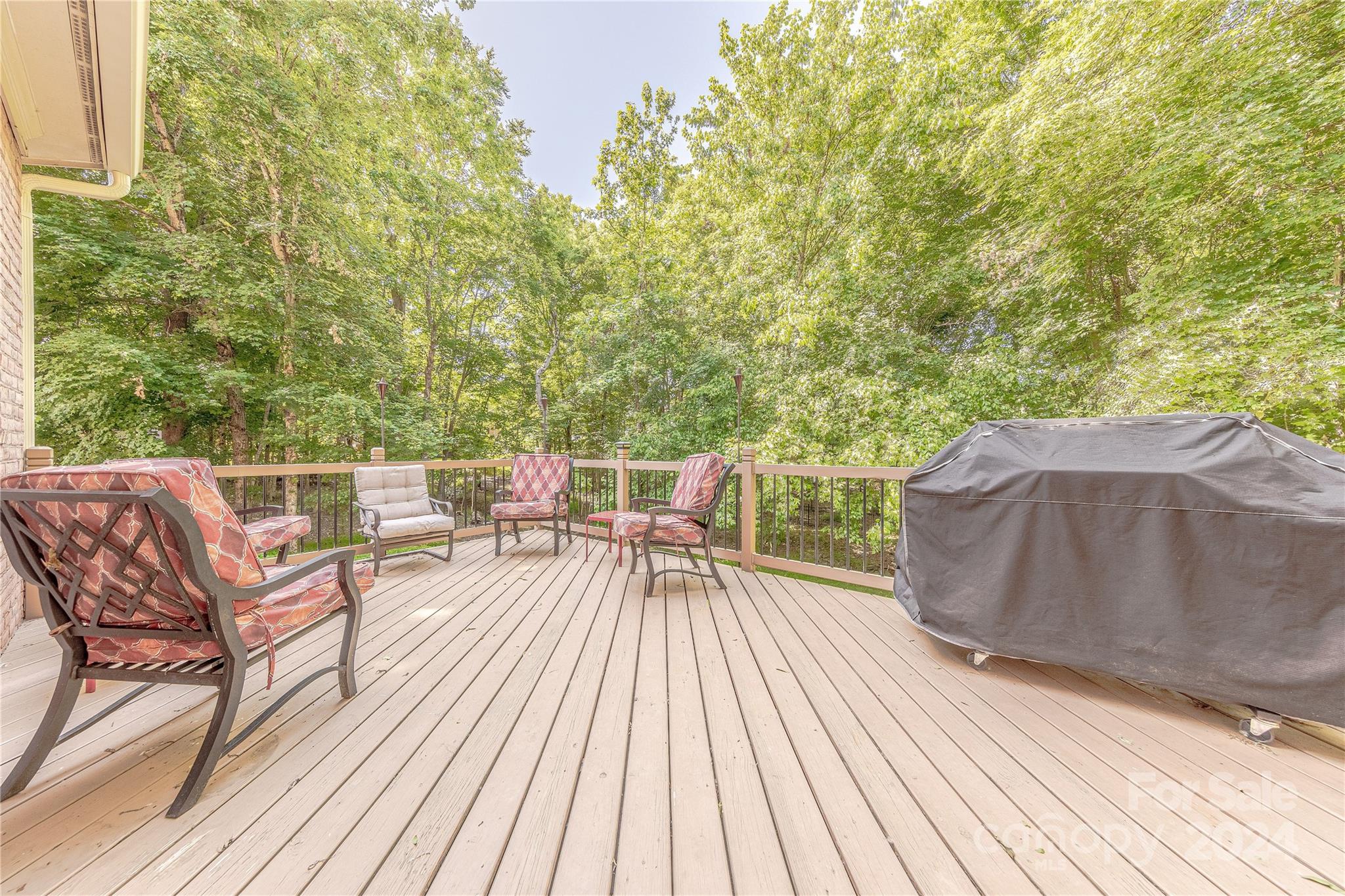 8628 Edgewood Grove Trail