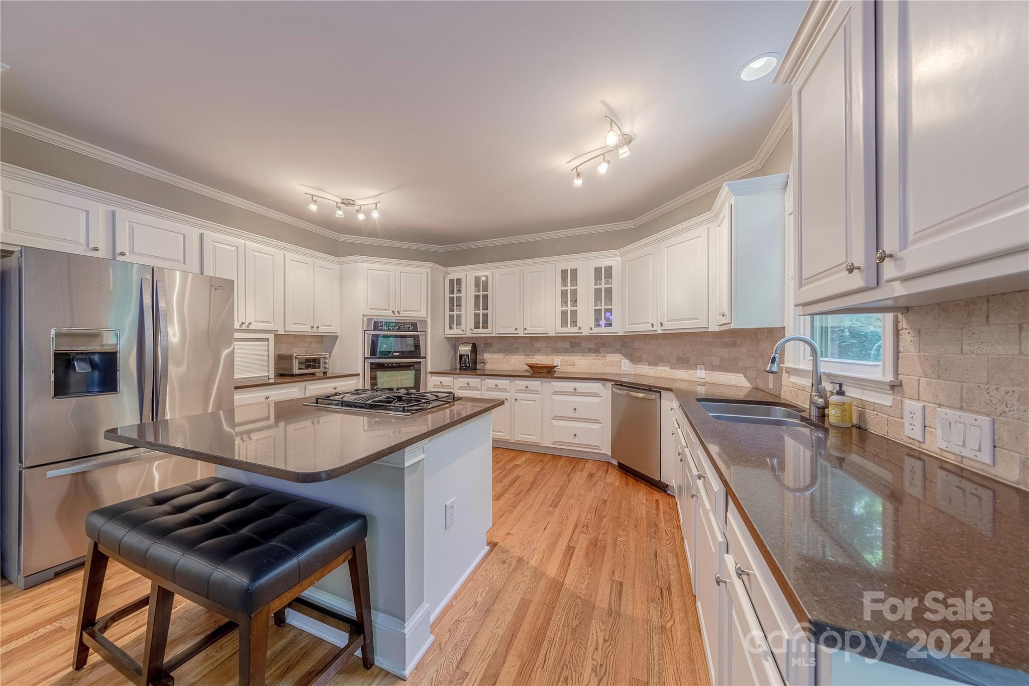 8628 Edgewood Grove Trail