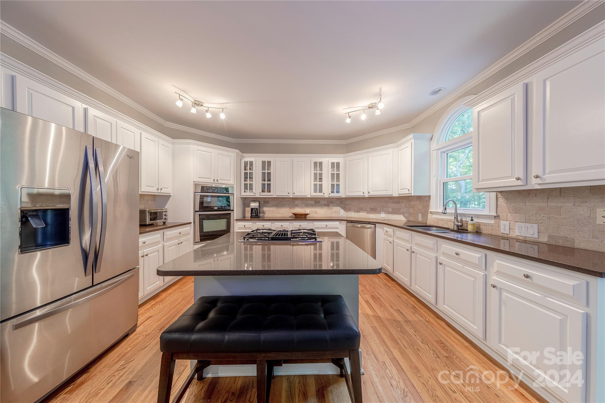8628 Edgewood Grove Trail