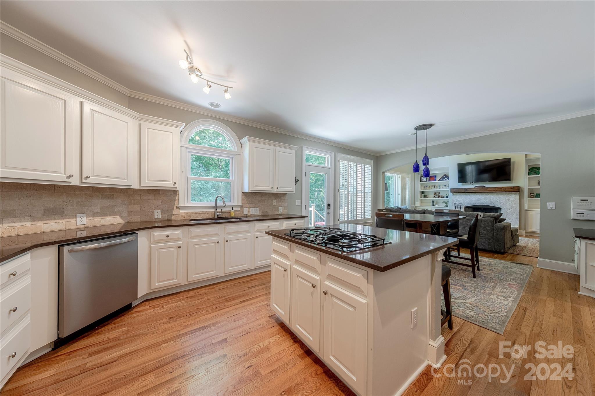 8628 Edgewood Grove Trail