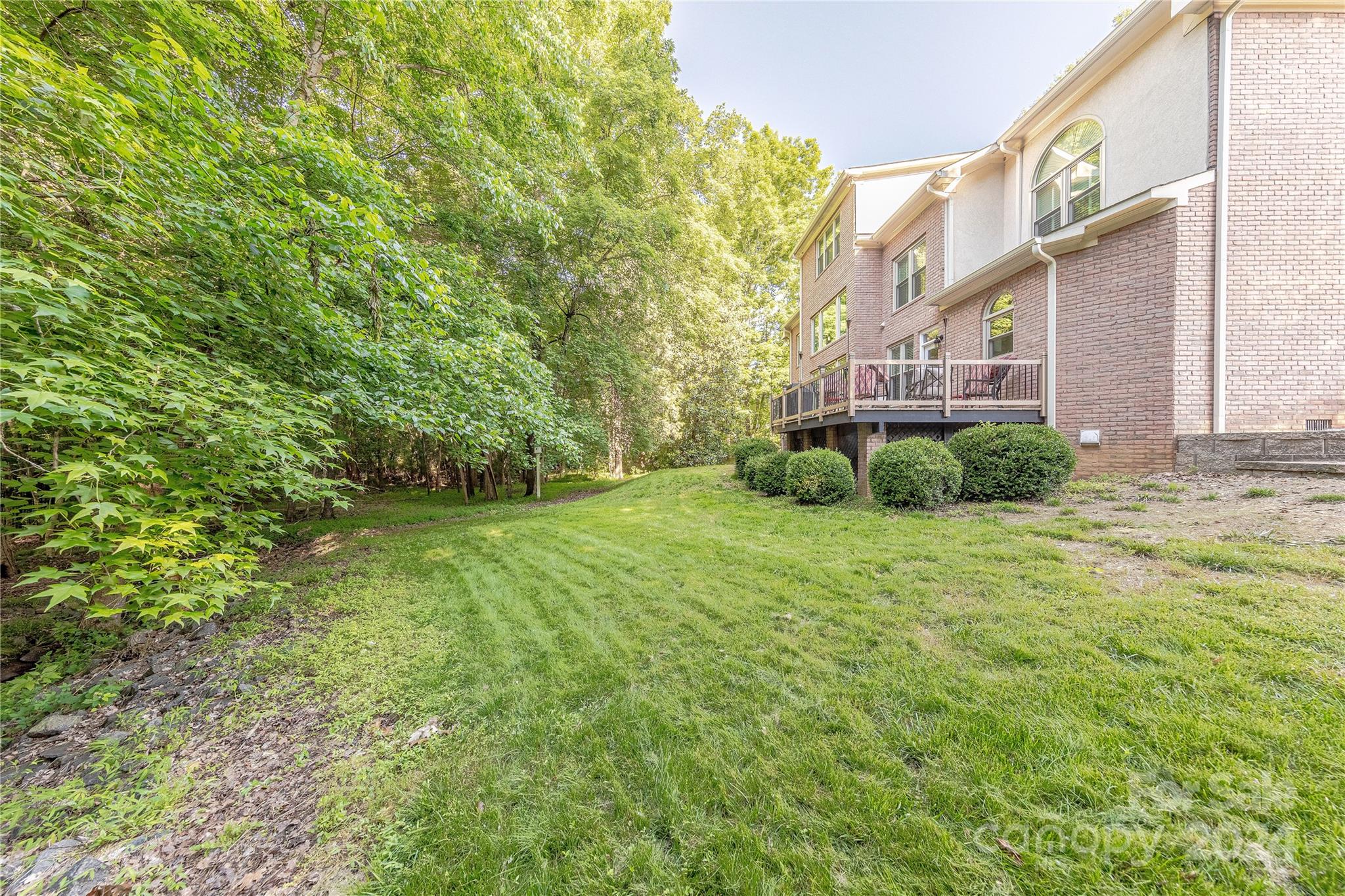 8628 Edgewood Grove Trail