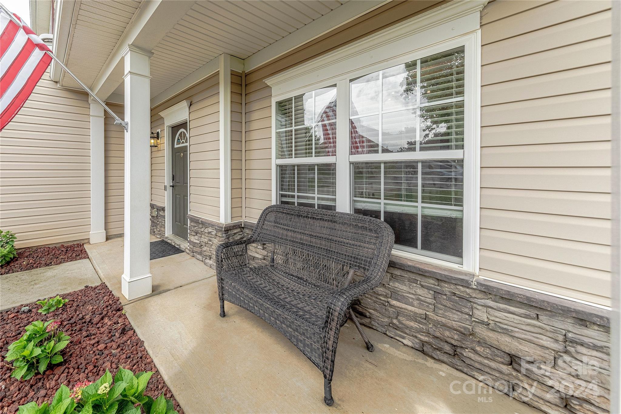 9680 Evanston Street NW