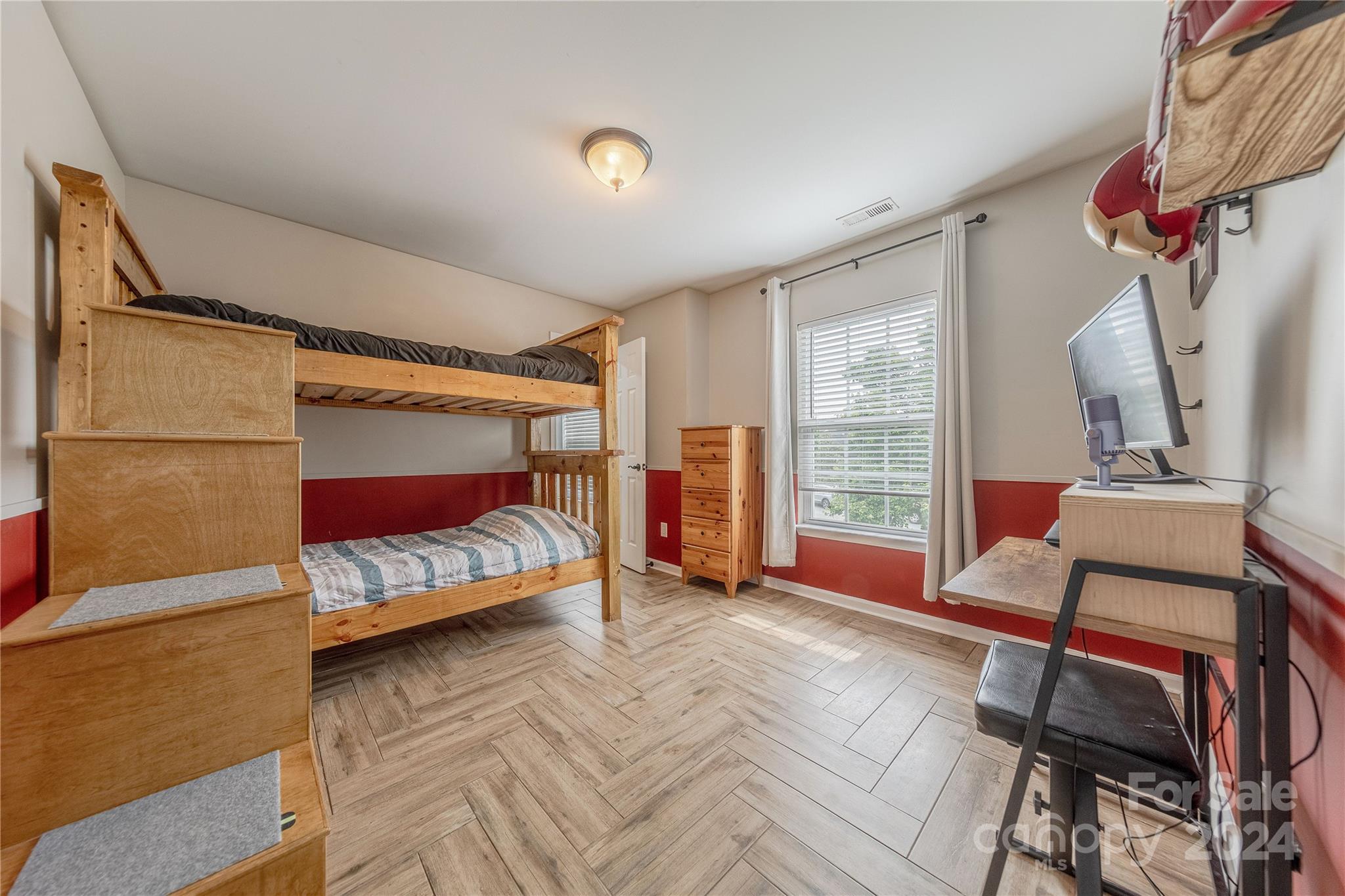 9680 Evanston Street NW