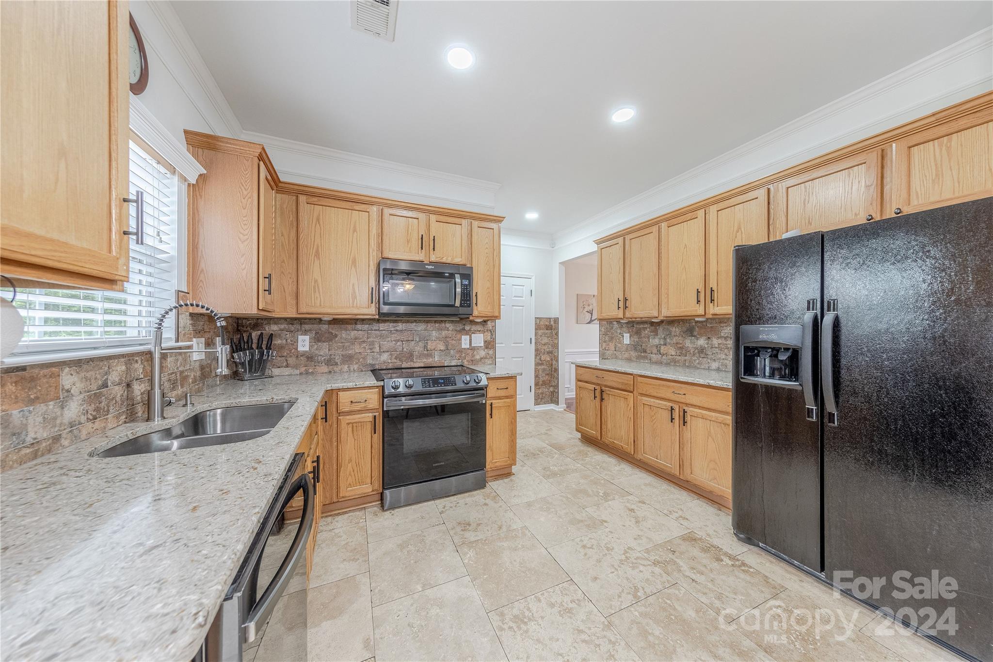 9680 Evanston Street NW