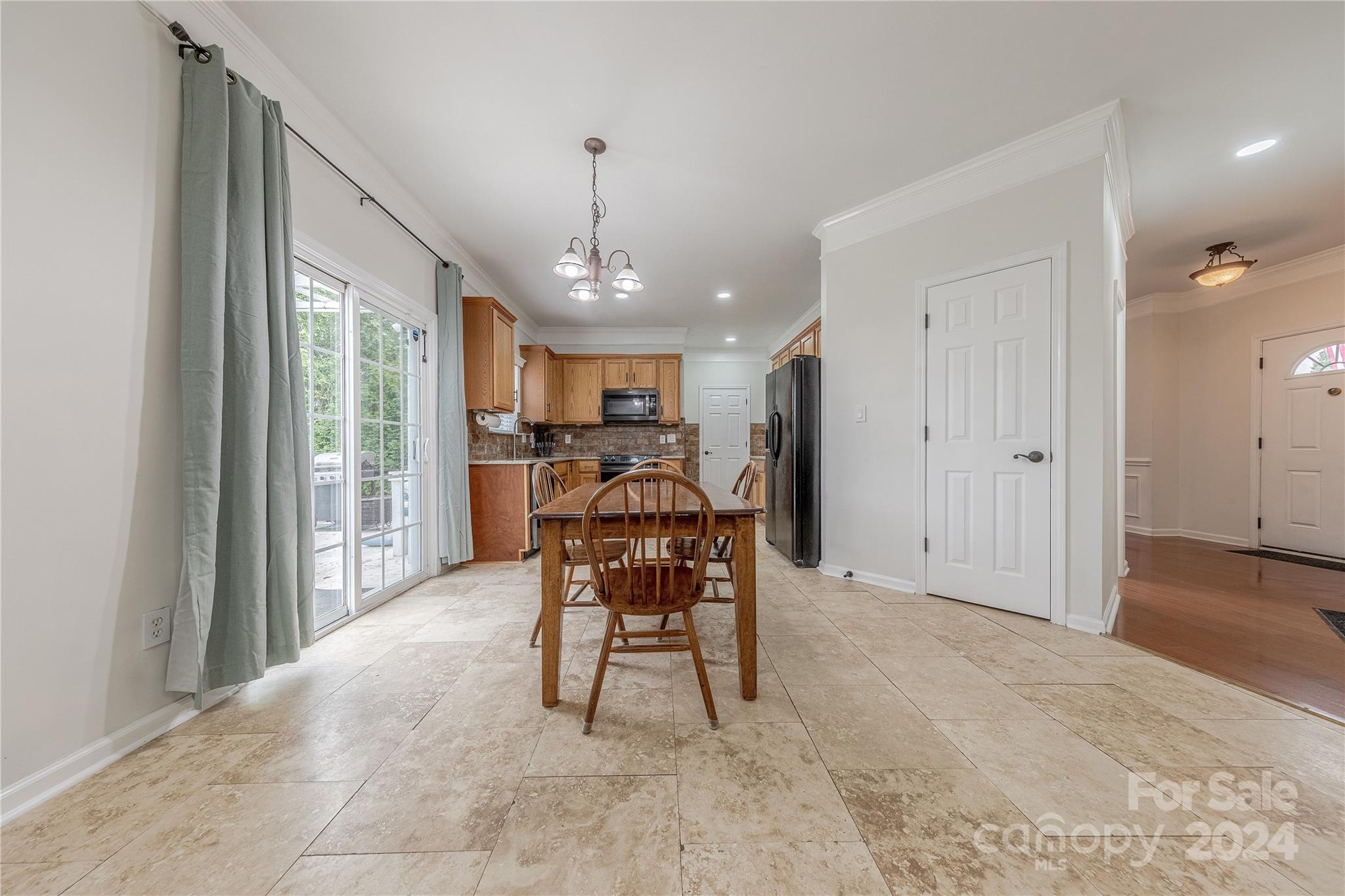 9680 Evanston Street NW