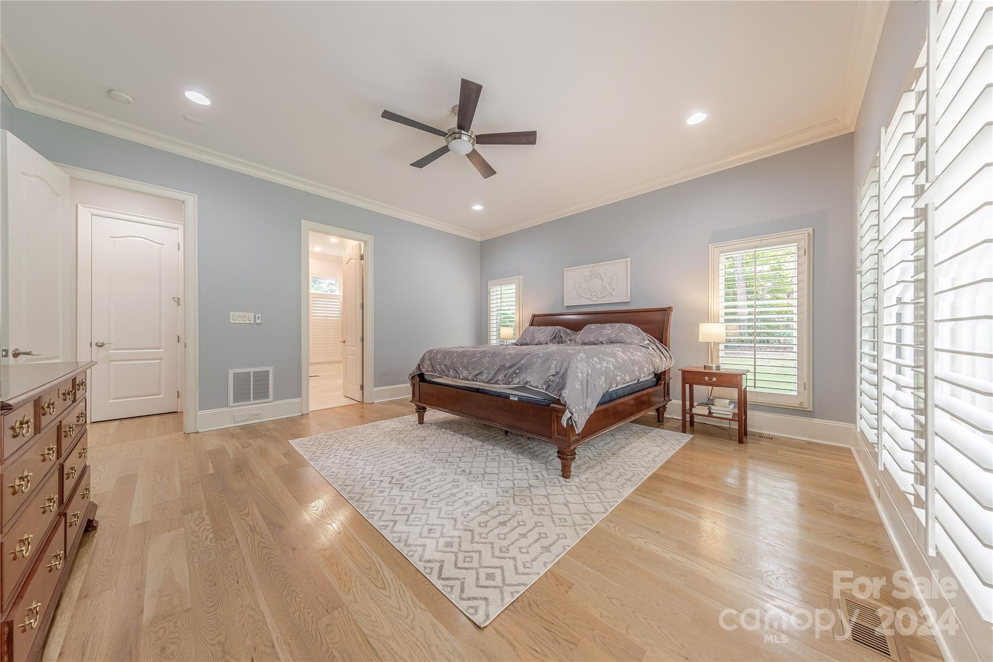 1021 Seminole Drive