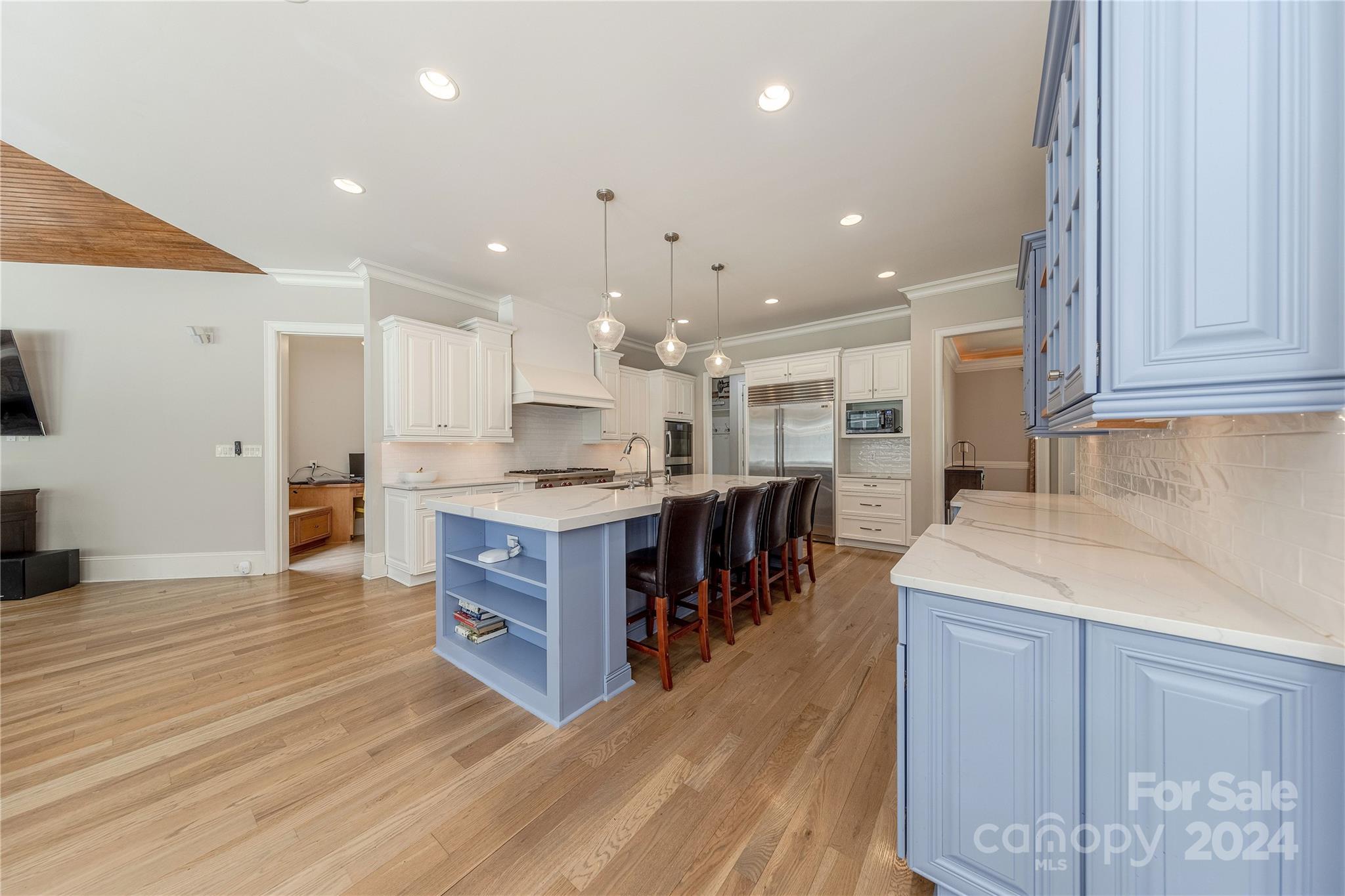 1021 Seminole Drive