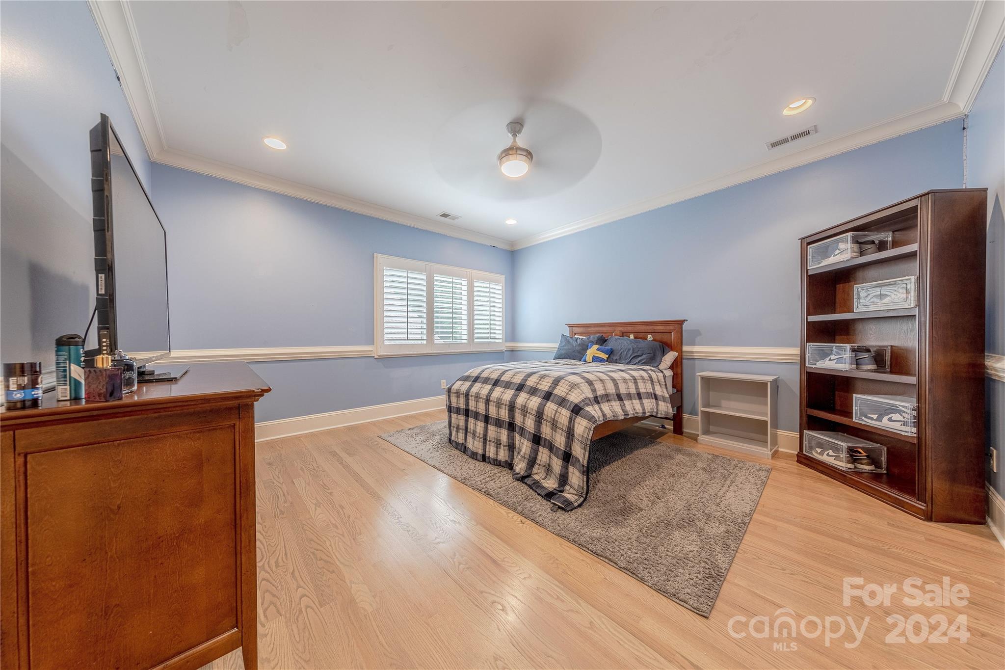 1021 Seminole Drive