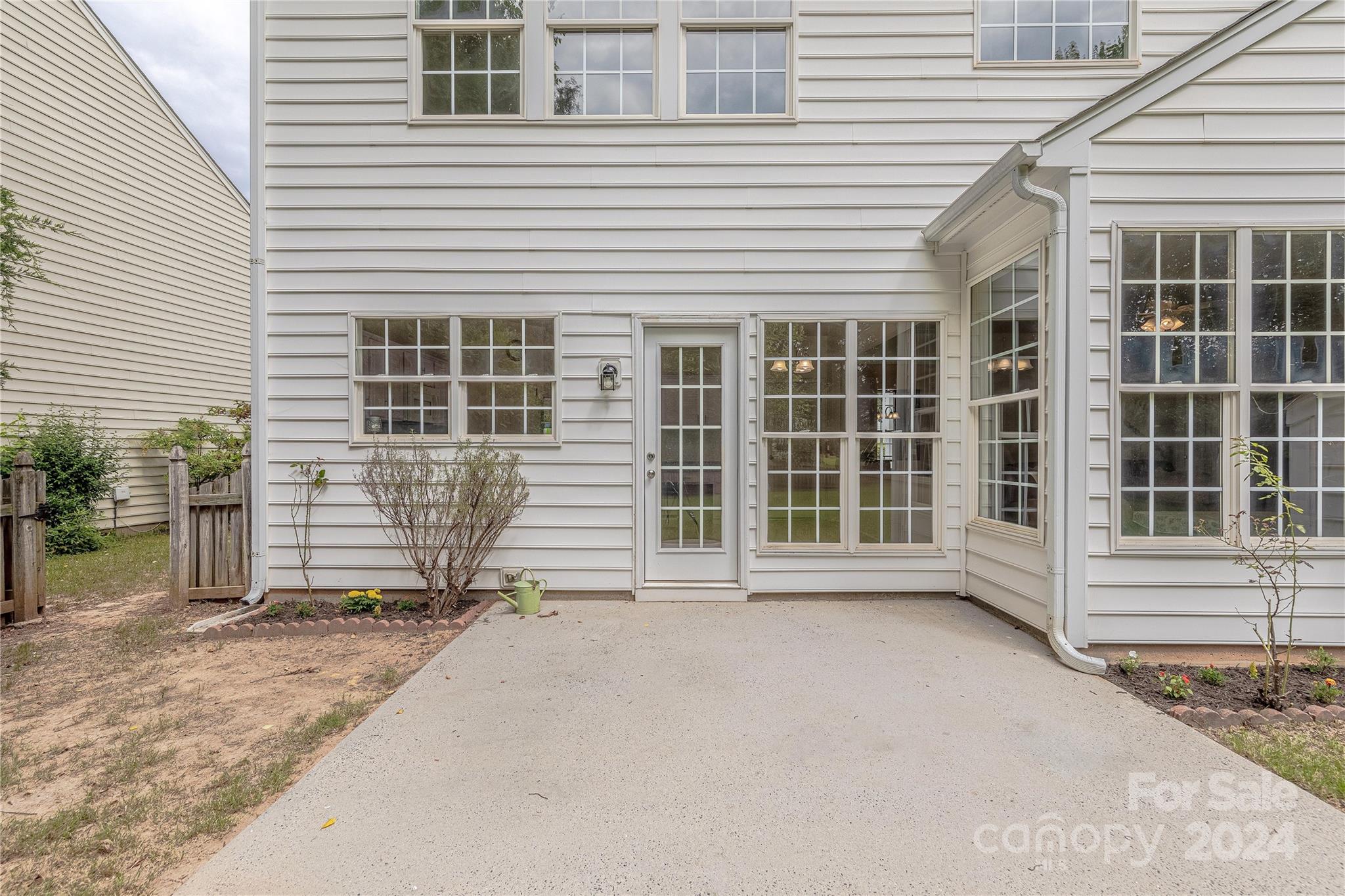 2715 Apple Twig Drive