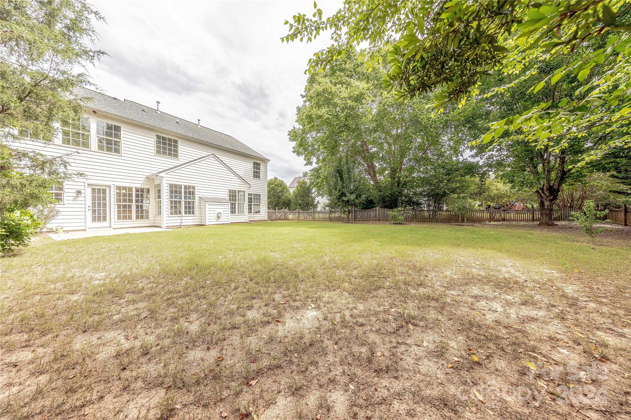2715 Apple Twig Drive