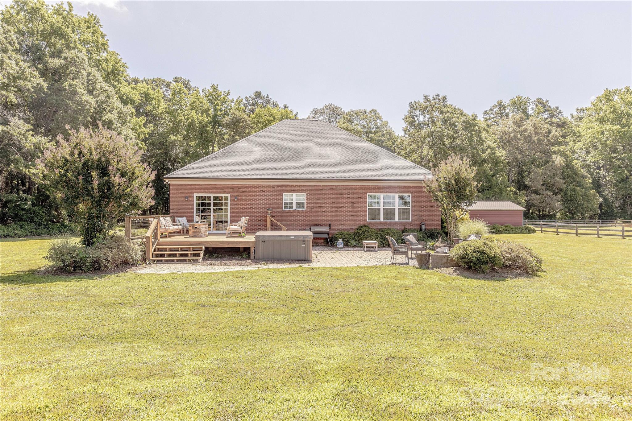 3611 Crow Road