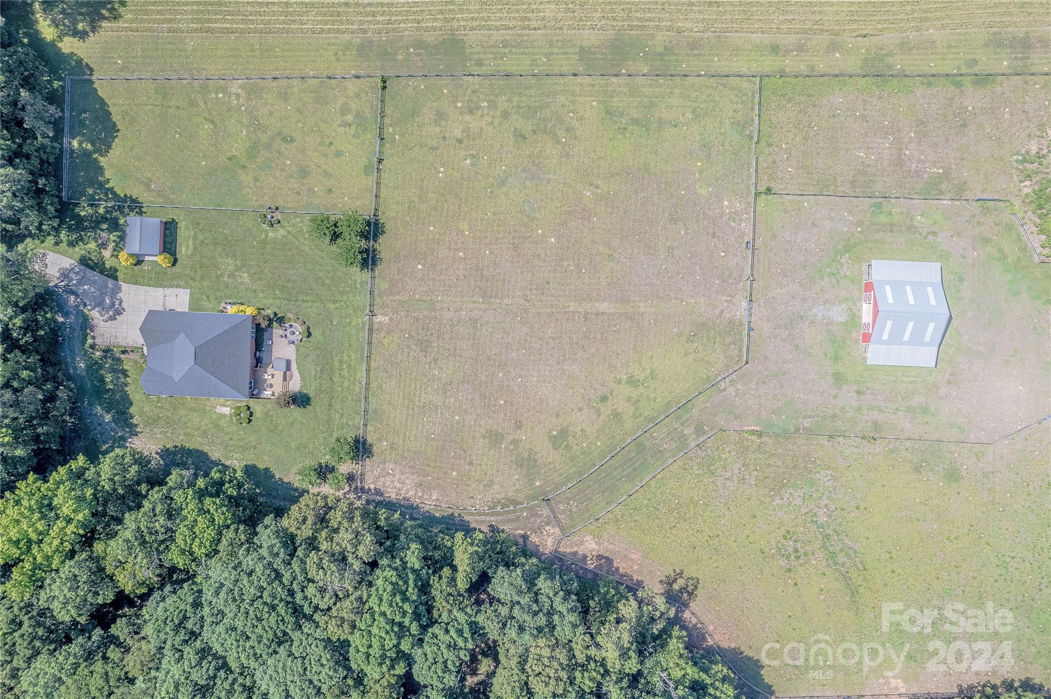 3611 Crow Road
