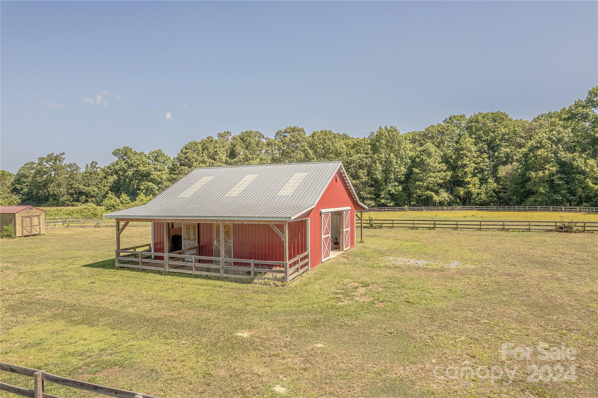 3611 Crow Road