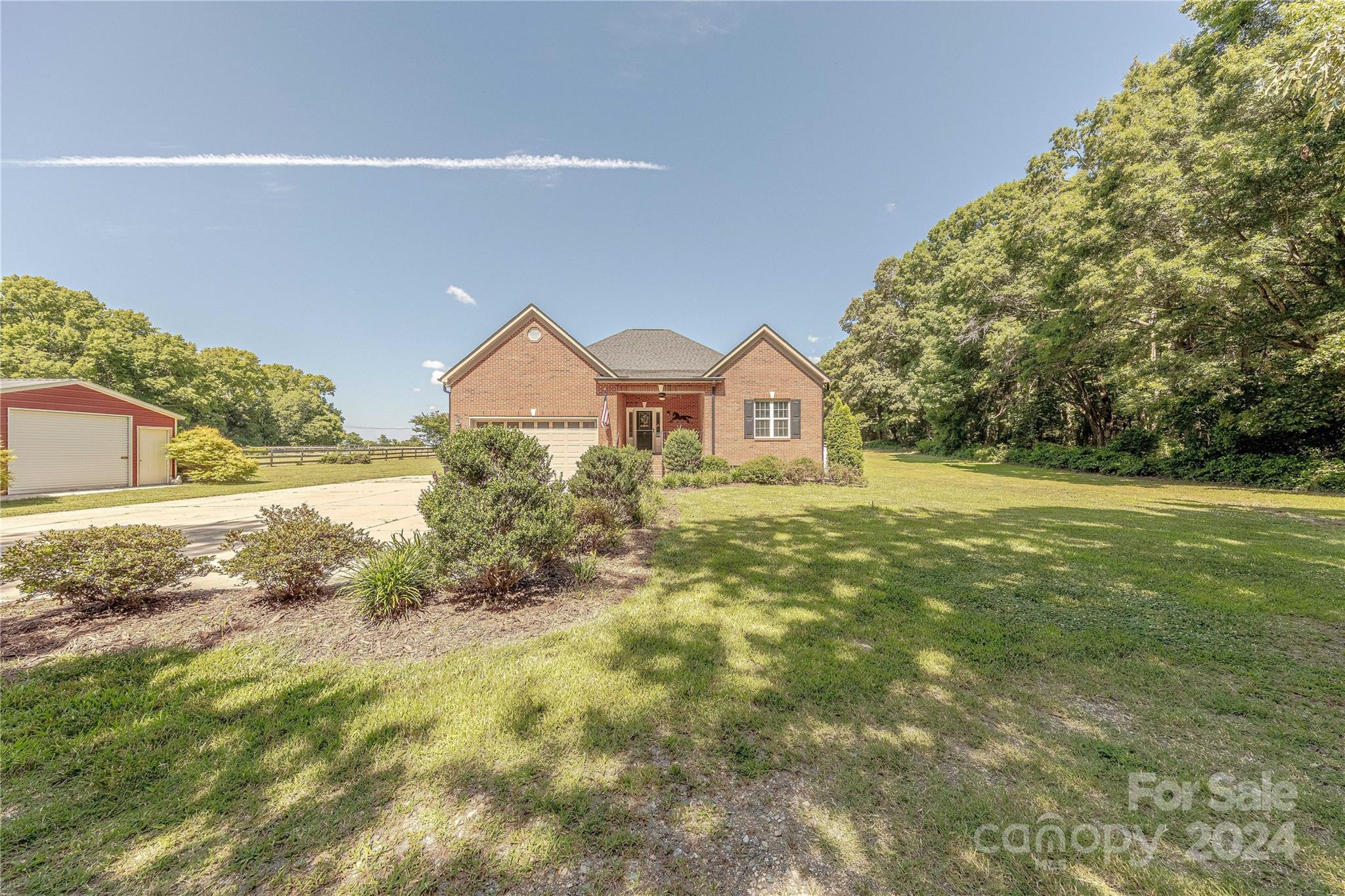 3611 Crow Road
