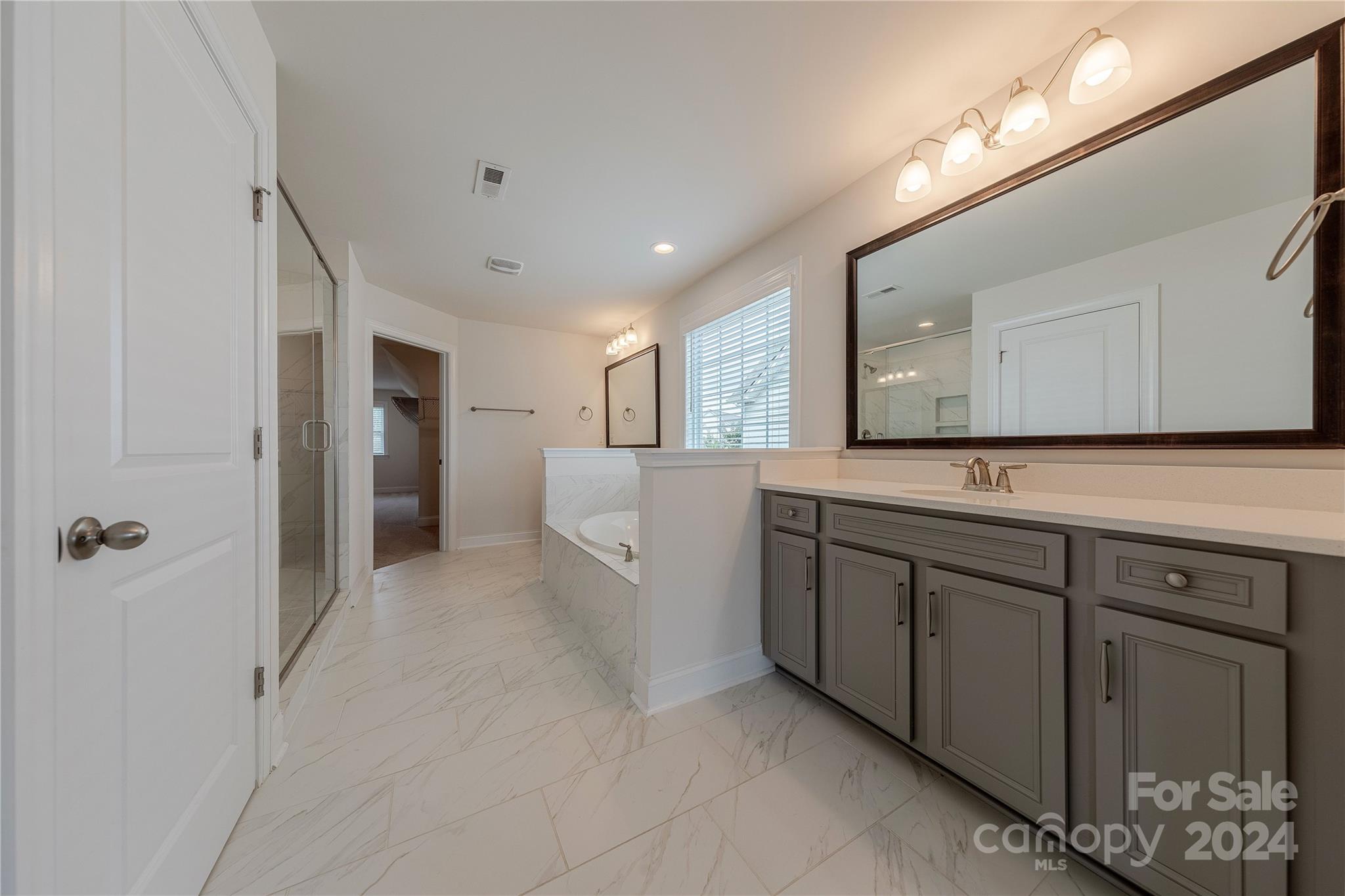 6186 Artigas Drive