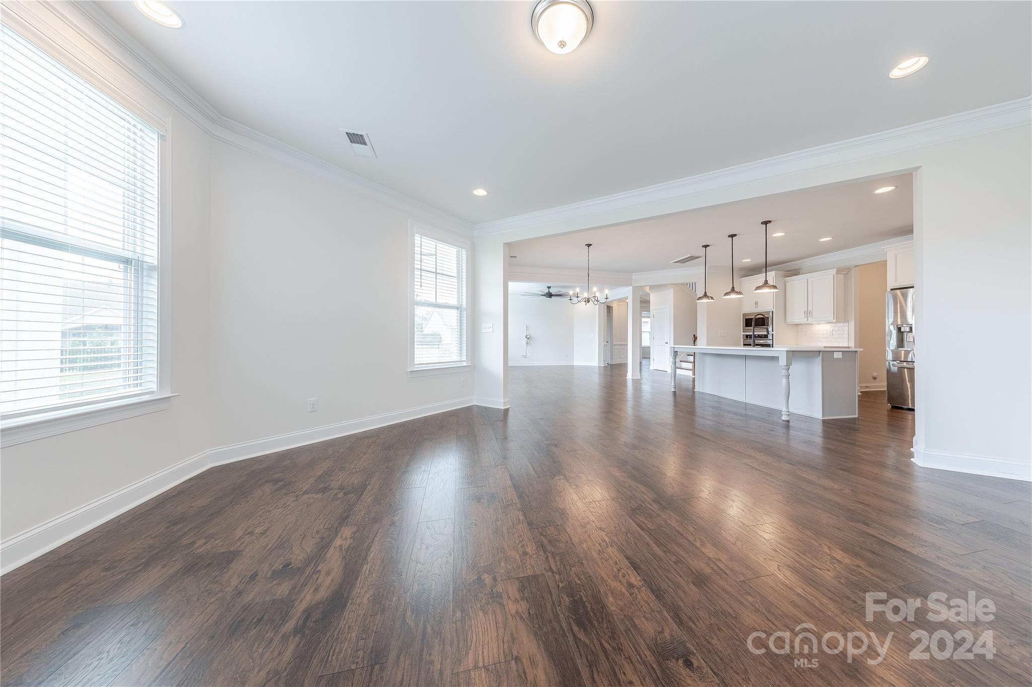 6186 Artigas Drive