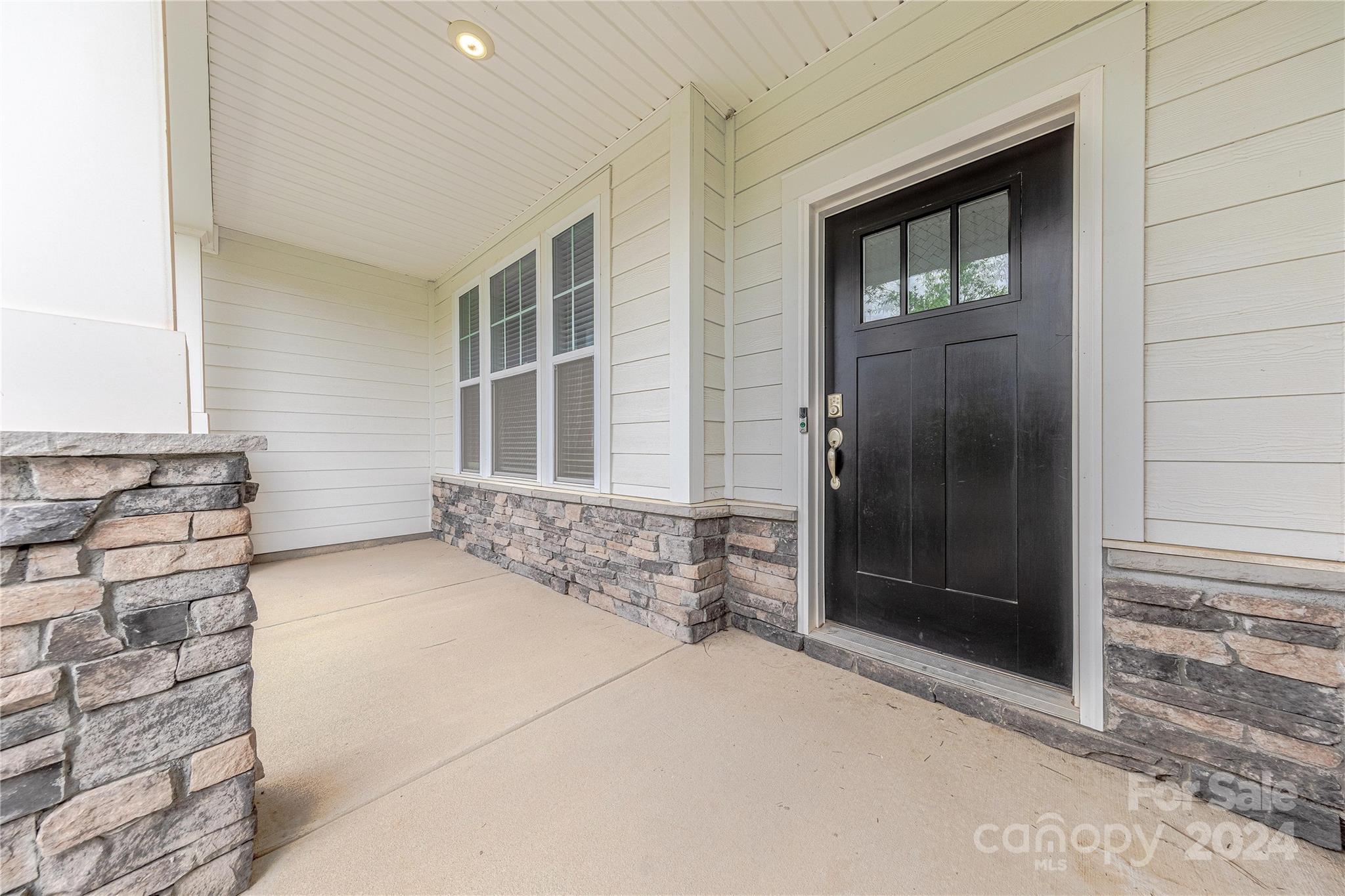 6186 Artigas Drive