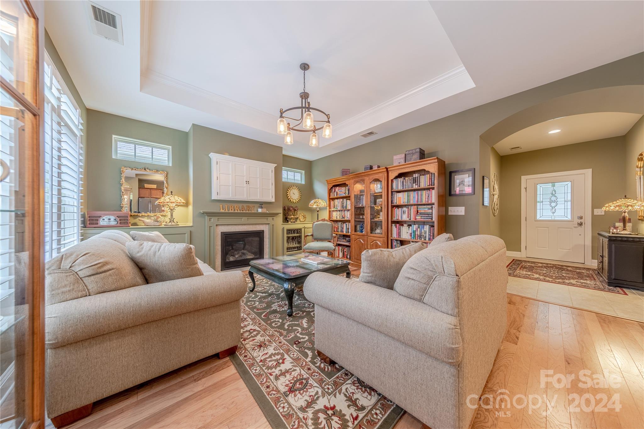 1202 Waypoint Court