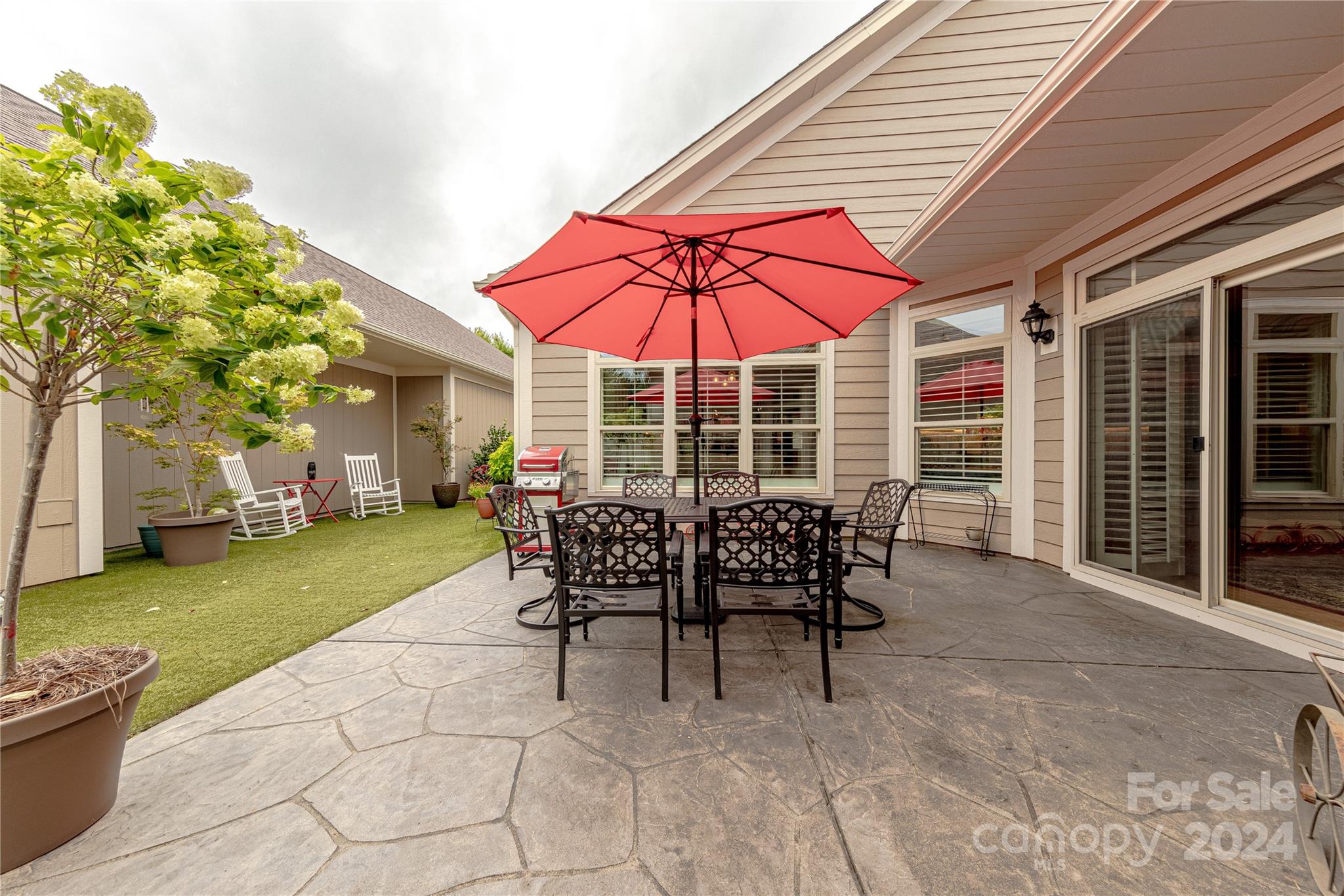 1202 Waypoint Court