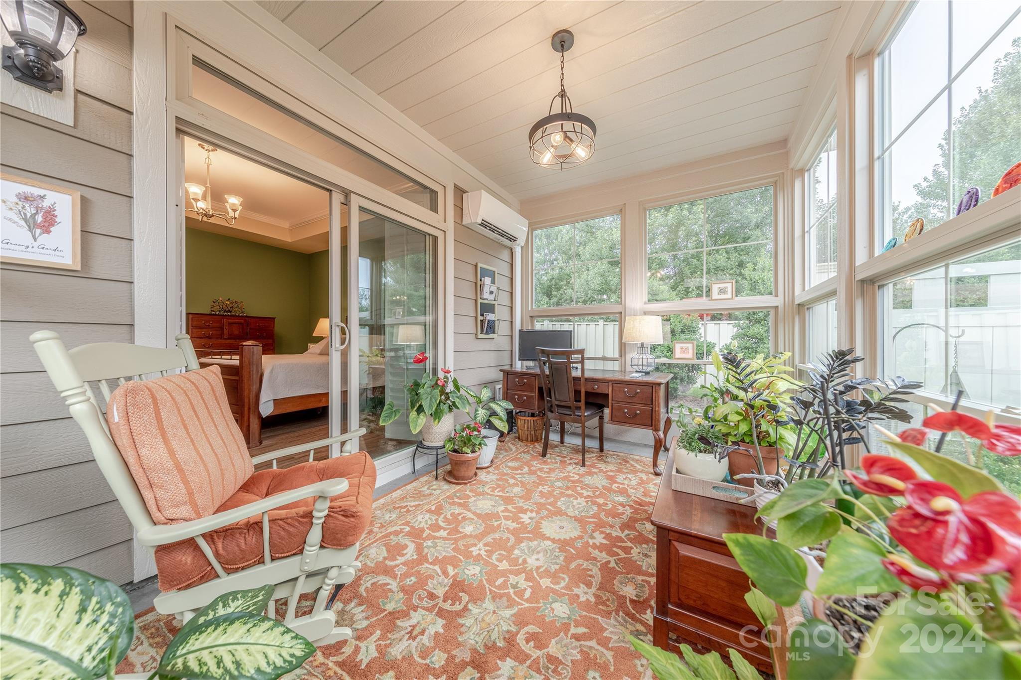 1202 Waypoint Court
