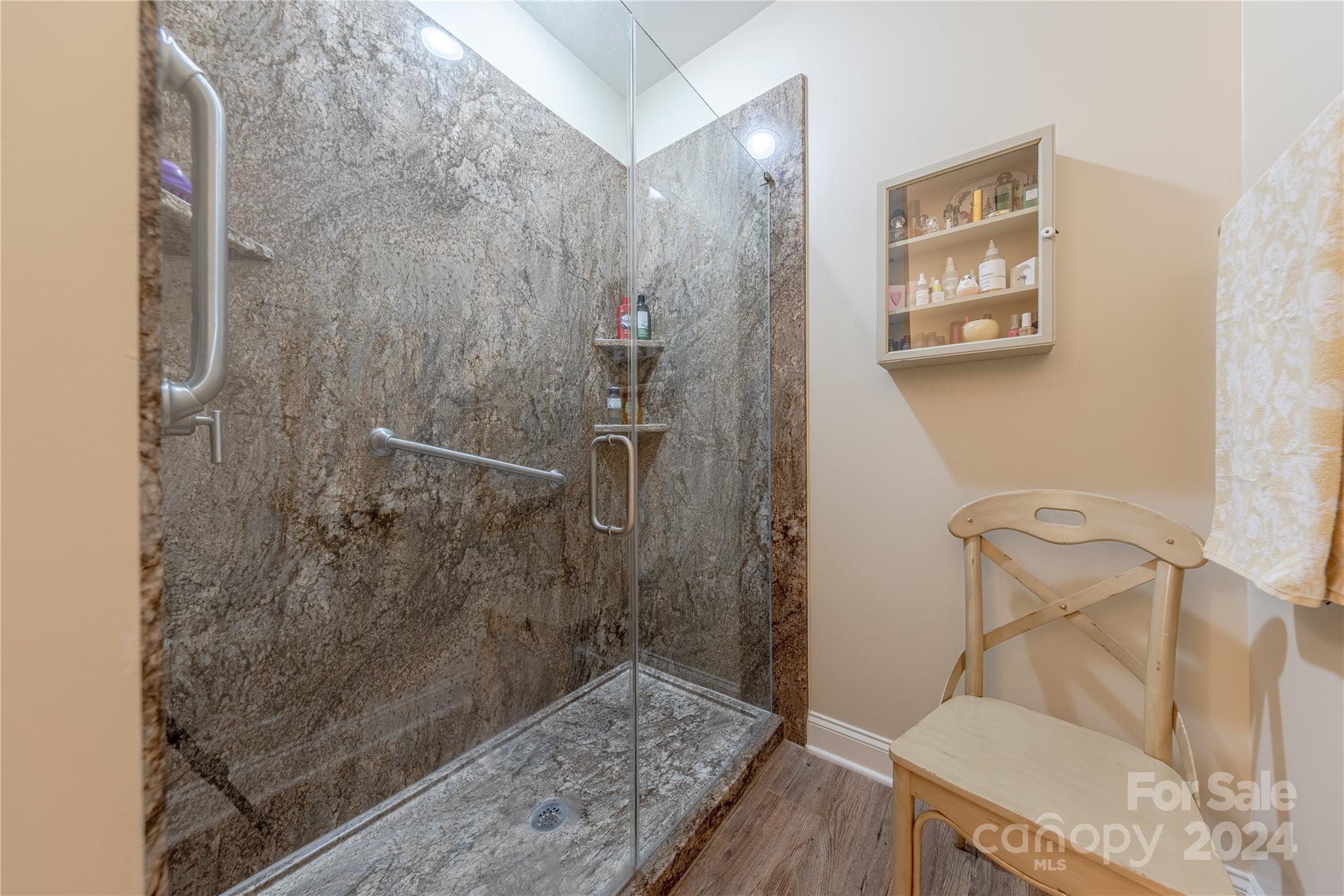 1202 Waypoint Court