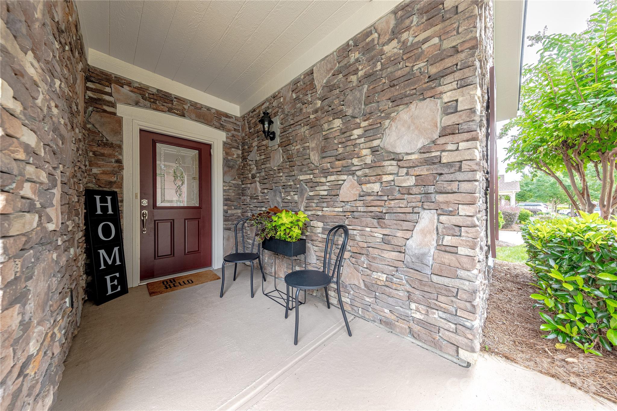 1202 Waypoint Court