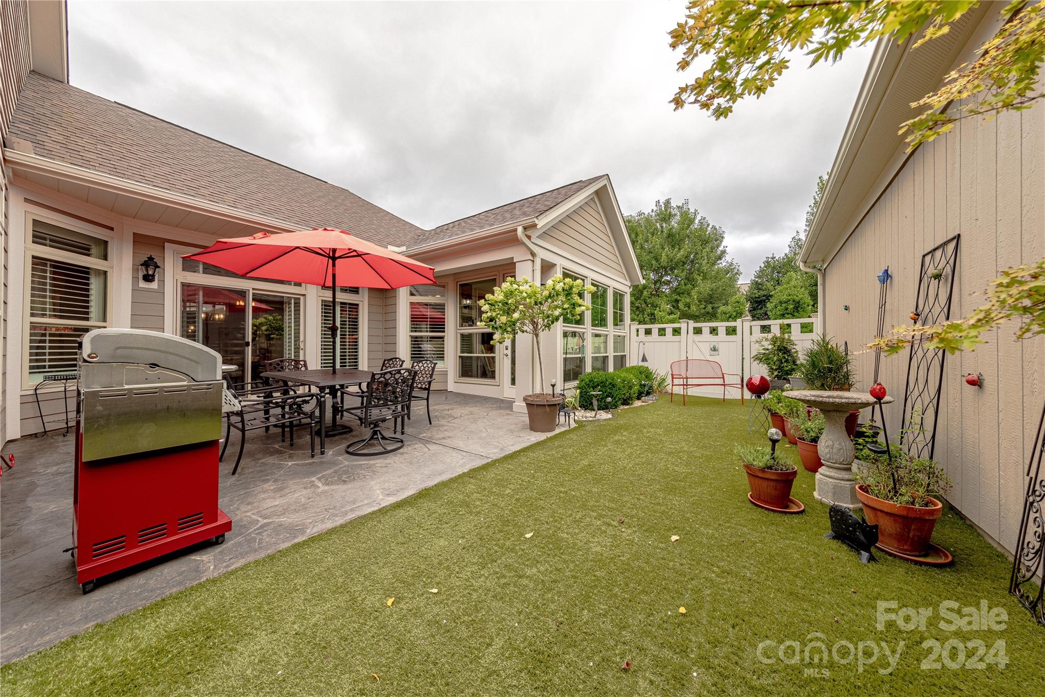 1202 Waypoint Court