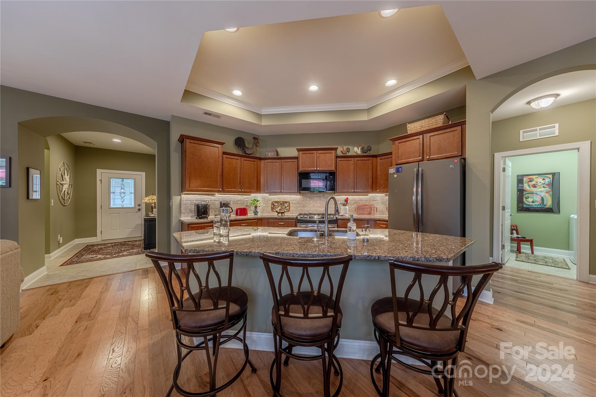 1202 Waypoint Court