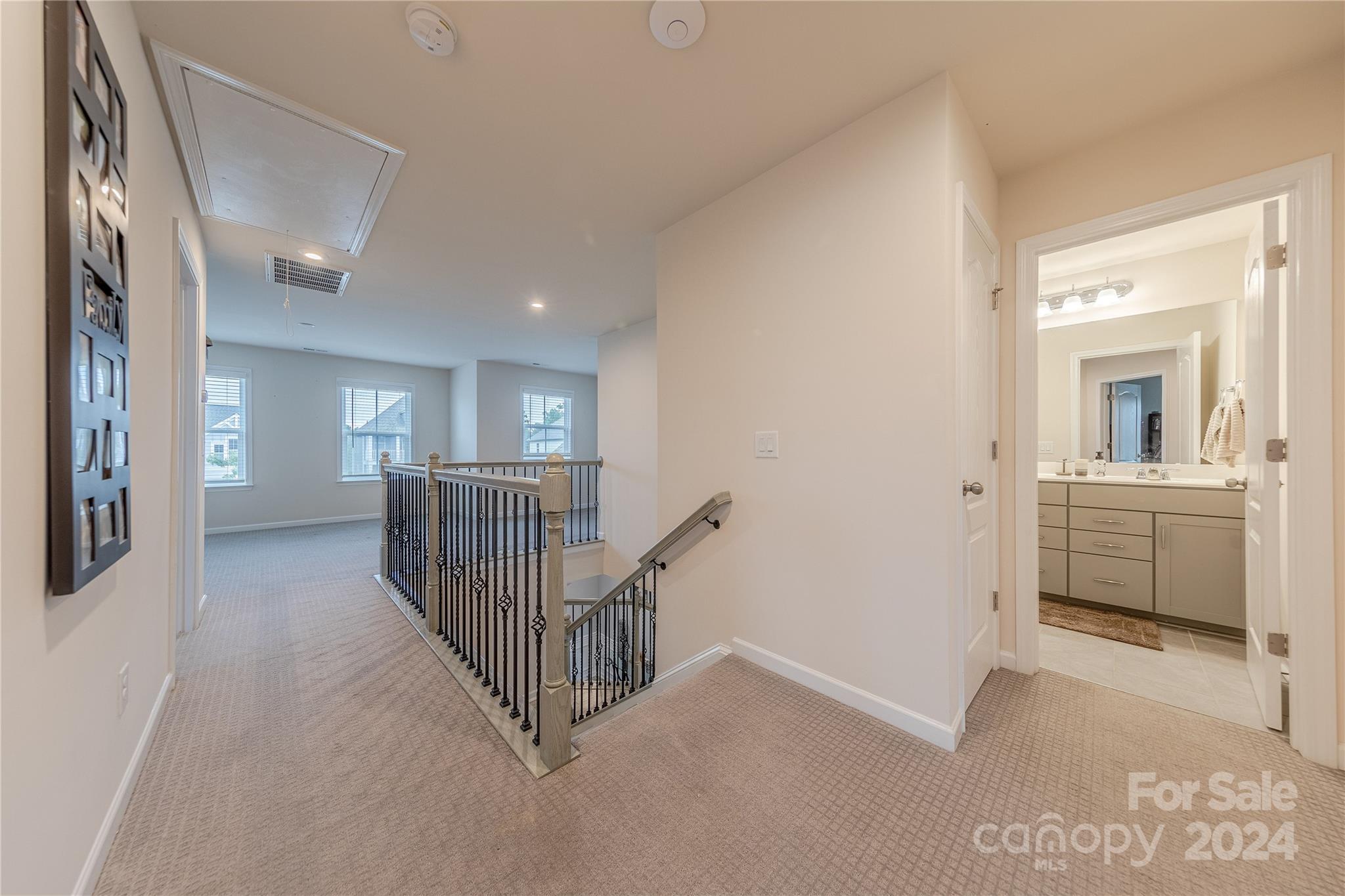 5333 Meadowcroft Way
