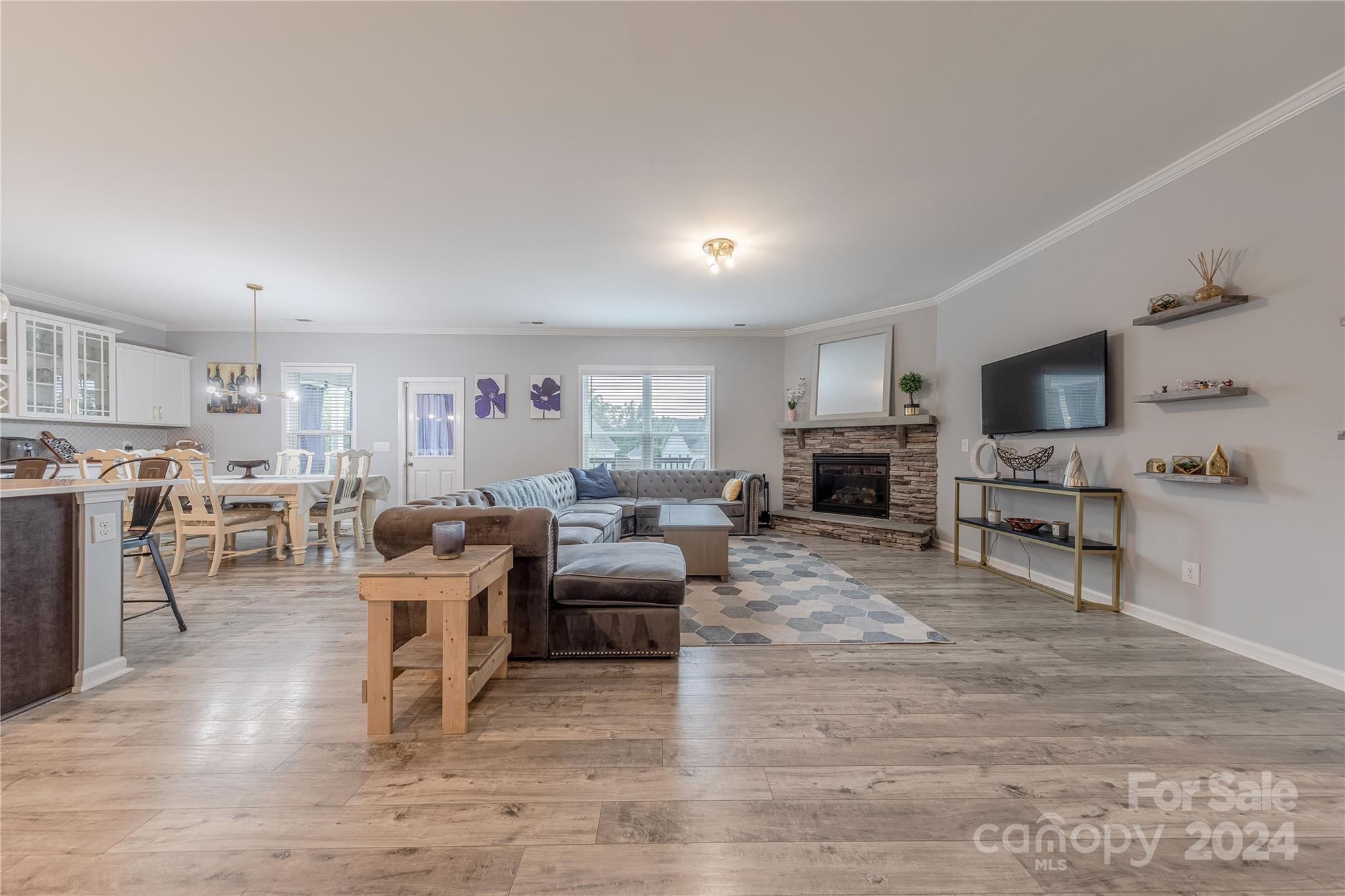5333 Meadowcroft Way