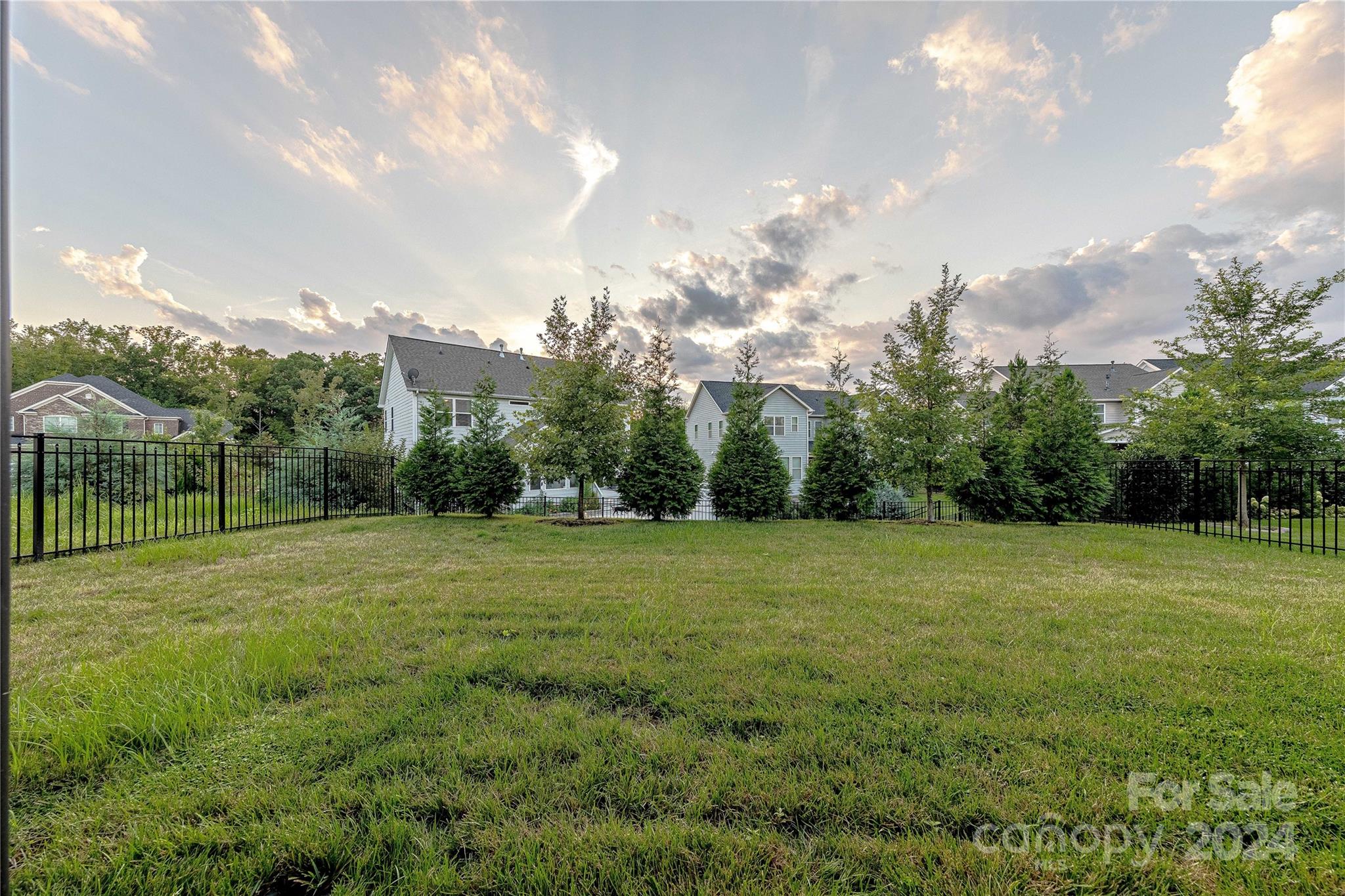 5333 Meadowcroft Way