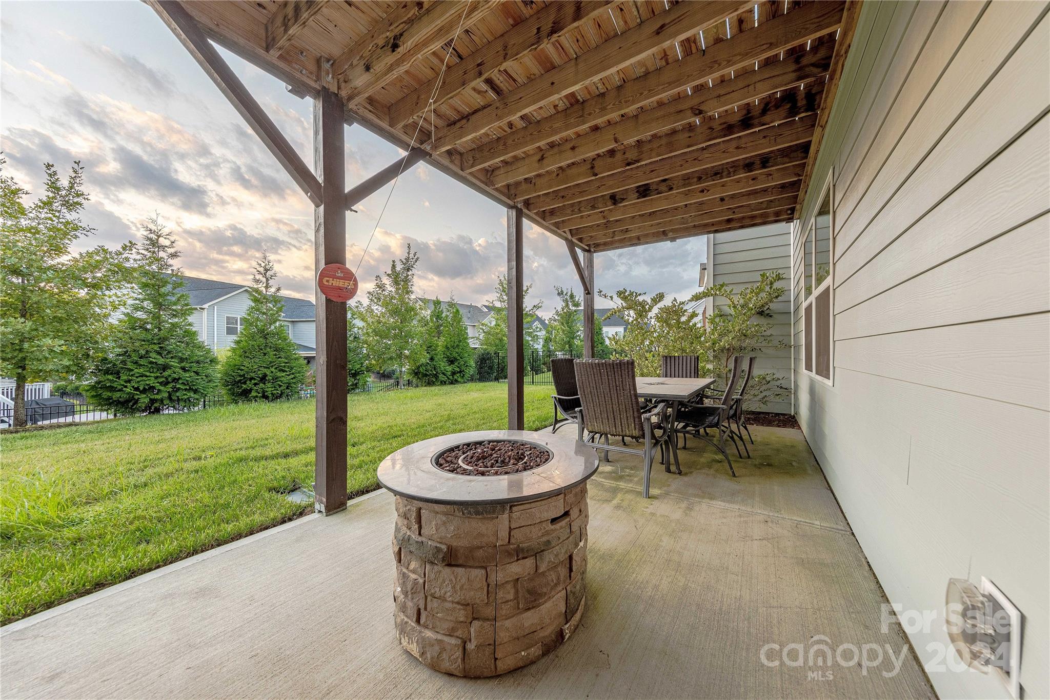 5333 Meadowcroft Way