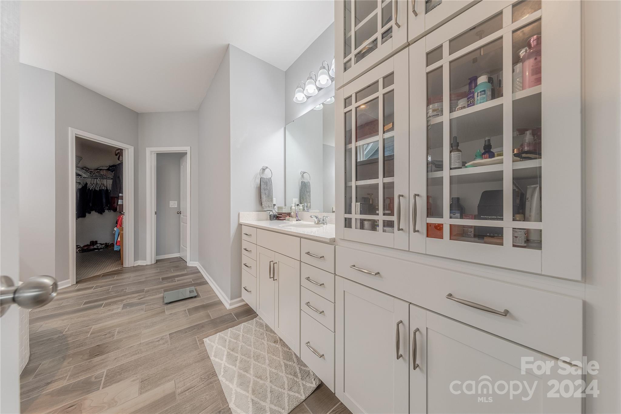 5333 Meadowcroft Way