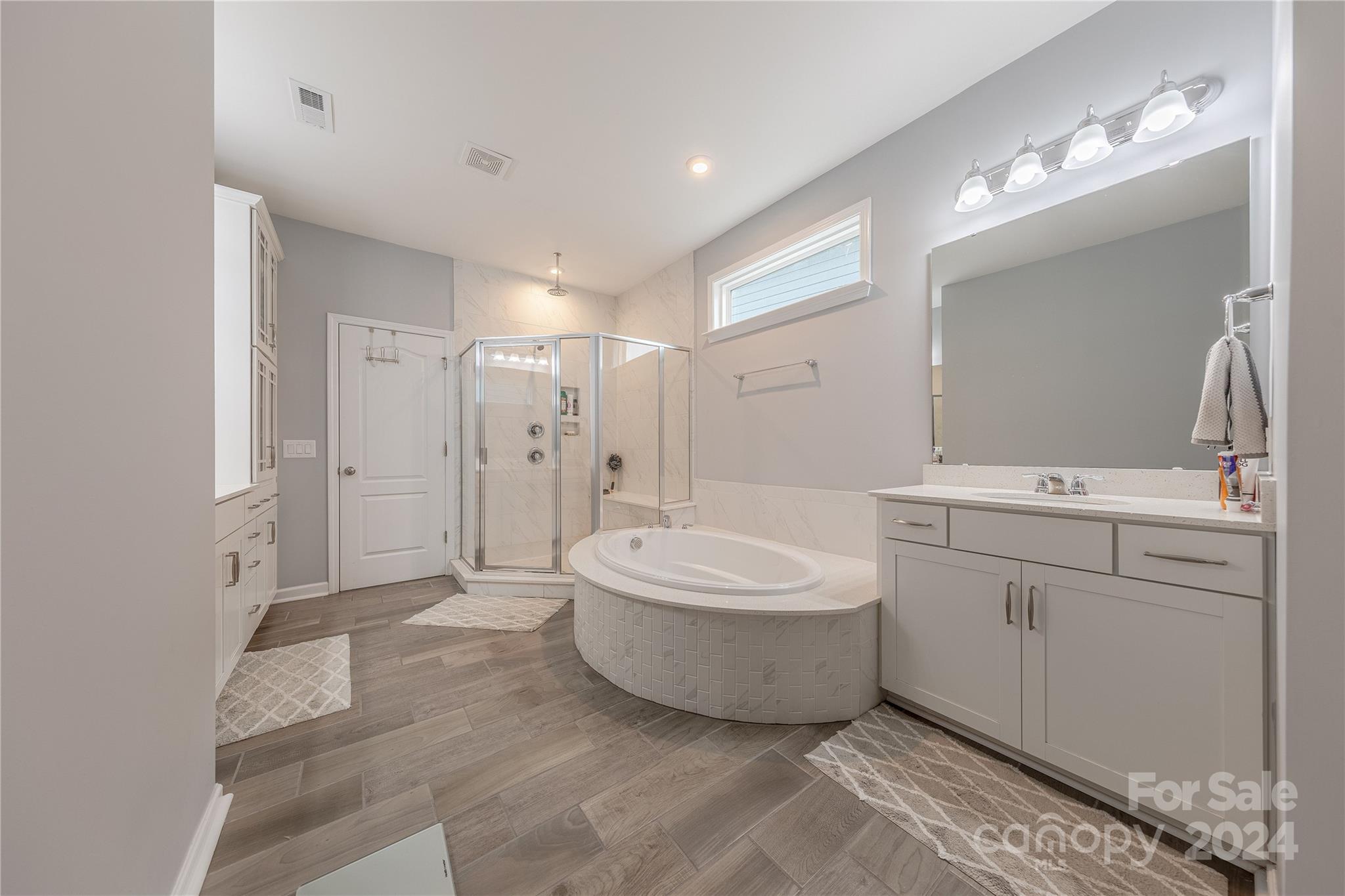 5333 Meadowcroft Way