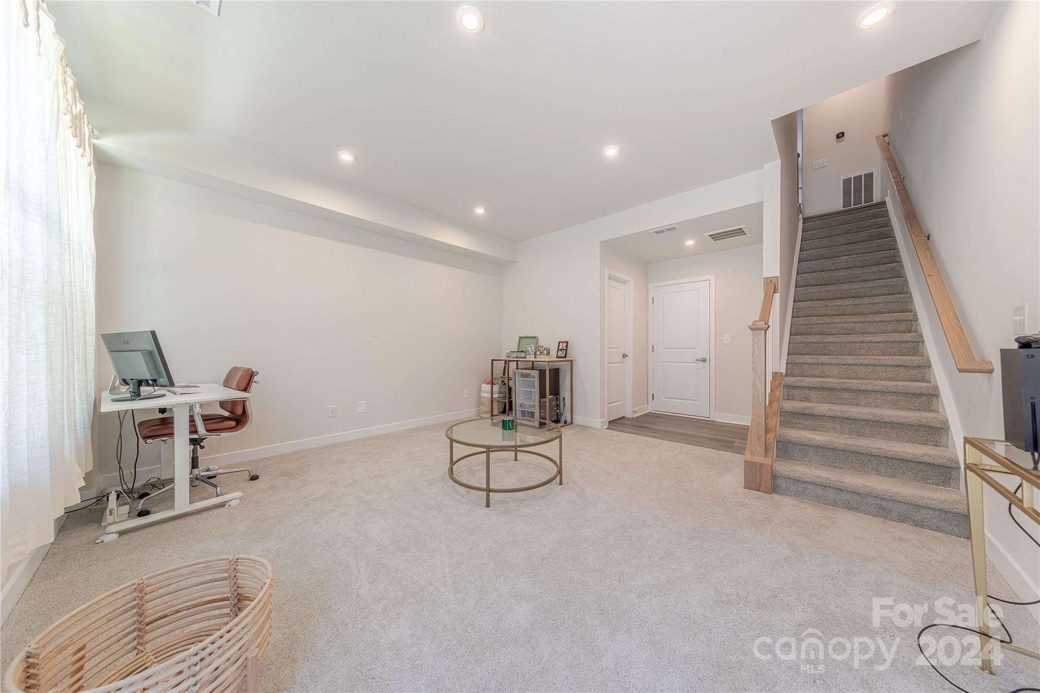 520 Ferncroft Court