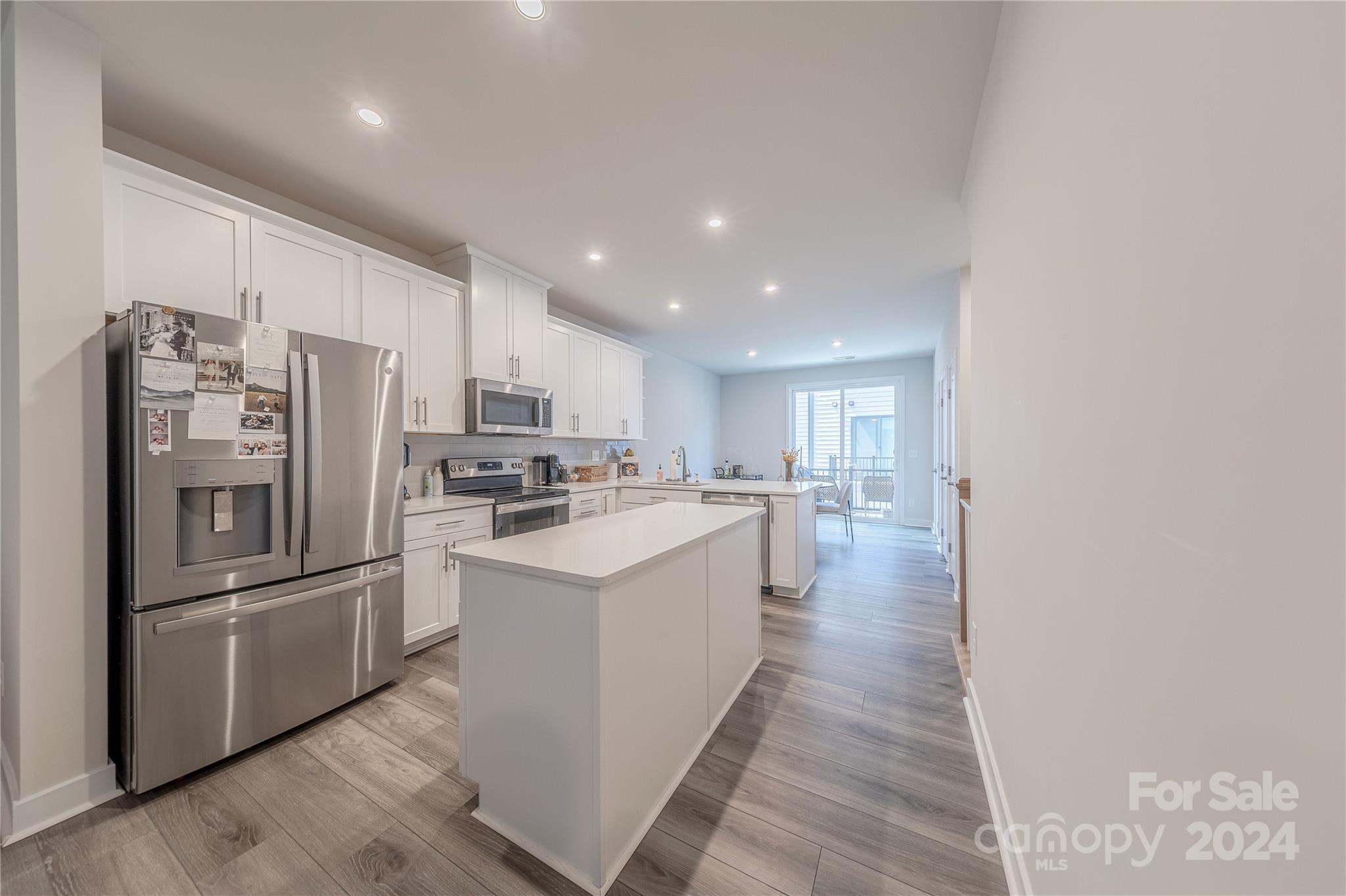 520 Ferncroft Court