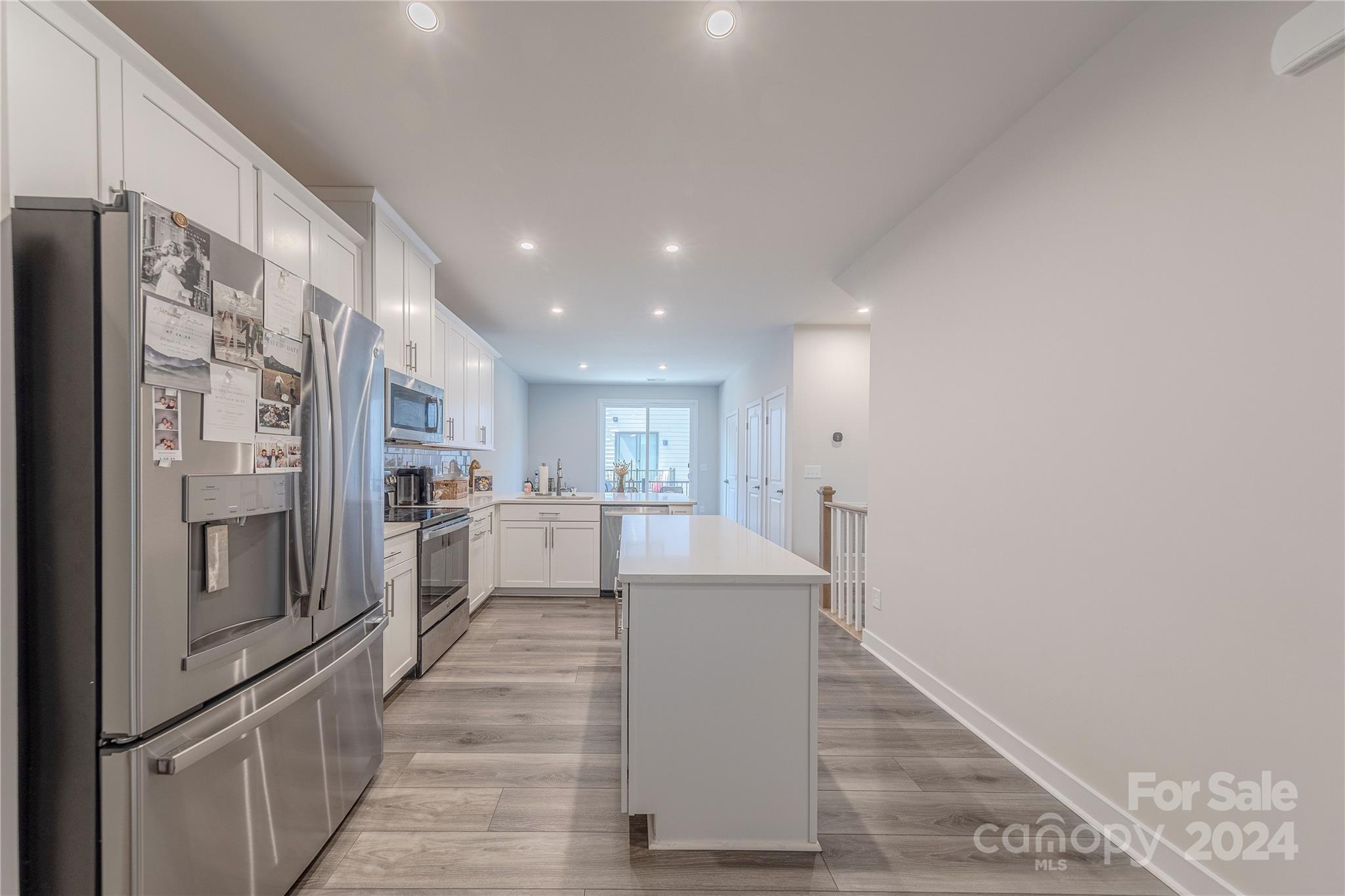 520 Ferncroft Court
