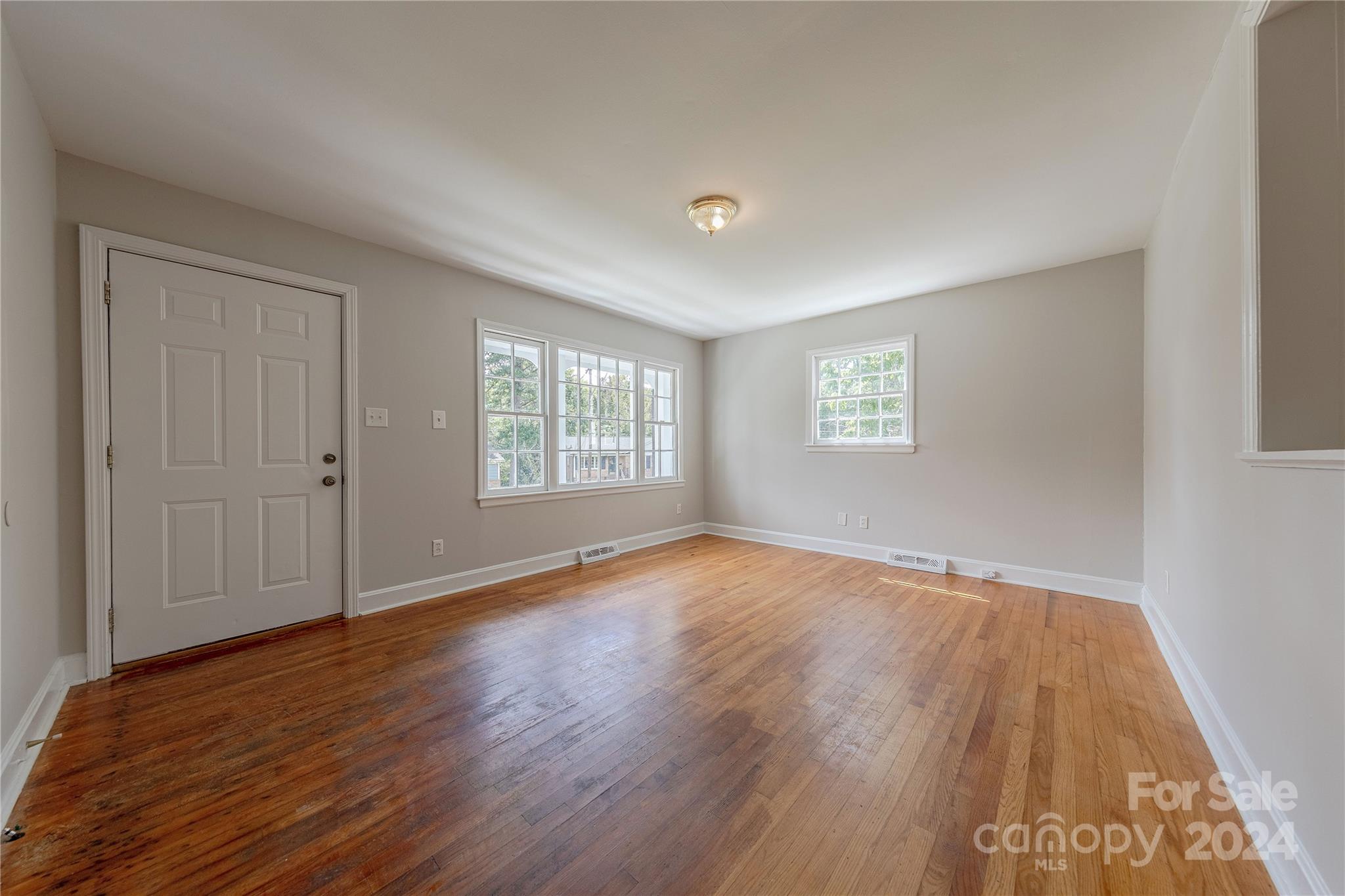 1310 Grovewood Drive